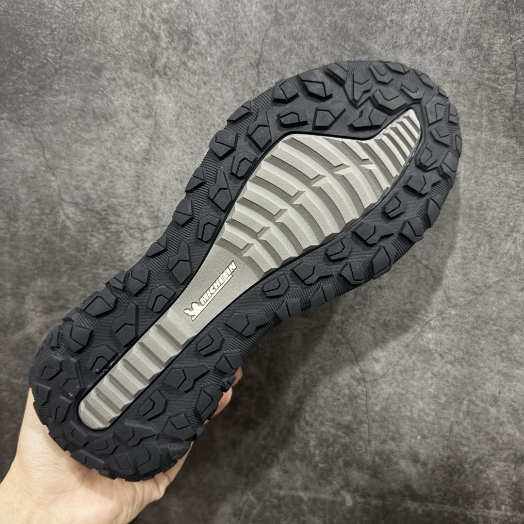 图片[9]-【公司级】ecco爱步 奥途系列 户外简约舒适时尚 低帮 徒步鞋 男款 黑色 经典和现代工艺品质融合 精选意大利小牛皮面料 舒适性相当不错 版型楦型非常到位上脚 专柜热销款 独有鞋型设计 特有Logo车边 特别有型 北欧风格 舒适 休闲保暖 超弹性 耐磨 减震 按摩大底(PU+TPU 组合）经典潮流 随意搭配 尺码：39 40 41 42 43 44 （标准码）-选品中心