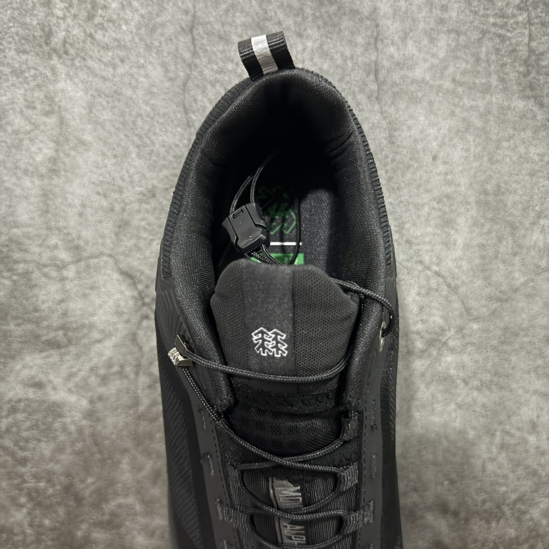 图片[8]-【升级版】可隆KOLON SPORT Move Alpha 舒适柔软 防水支撑轻便回弹 低帮 徒步鞋 黑色 脚感软到像踩云朵☁️—鞋面柔软贴合脚型，走石子路也不硌脚；防滑V黄金大底纹路深似锯齿，泥地、陡坡都稳稳拿捏，下雨天也不怕打滑。黑色耐脏又百搭，日常穿去上班是低调质感，进山徒步是可靠装备，从城市到山野，一双鞋承包所有 “出走计划” 尺码：39-45-选品中心