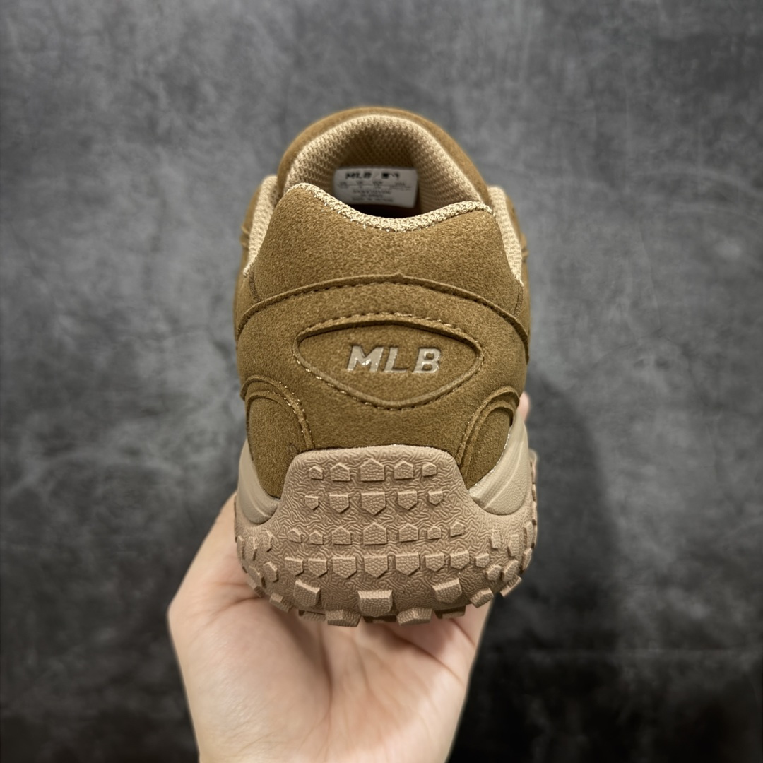 图片[4]-【纯原版】MLB 纽约洋基队 双鞋带 轻量运动百搭 豆豆薄底鞋 防滑轻便 低帮 板鞋 男女同款 MLB官方同步出货 虞书欣等众多潮流明星同款 高弹双层MD大底 原楦原档案数据开发版型（完美鞋头弧度/后套收口效果🆚市面文案版本‼️） 原厂立体填充鞋舌海绵 中底注胶孔原数据开发模具大底原厂转印标市面上唯一纯原版本 原材料打造 内增高6cm 原厂1：1模具开发 原厂进口纳米材质 原厂 全套原盒雷射防伪标包装 天猫订单品质 官网尺码：35 36 36.5 37.5 38 38.5 39 40 40.5 41 42 42.5 43 44 45-选品中心