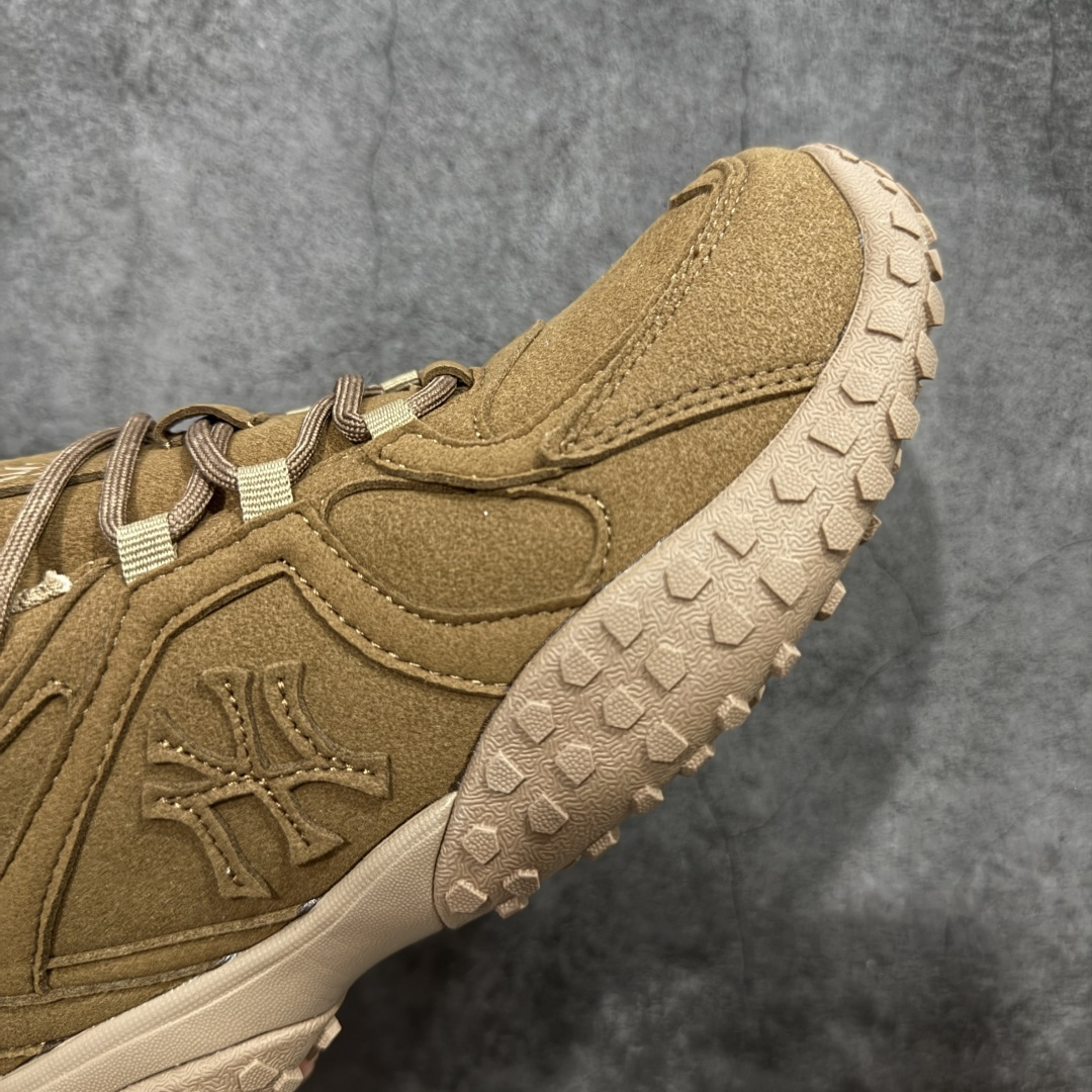 图片[6]-【纯原版】MLB 纽约洋基队 双鞋带 轻量运动百搭 豆豆薄底鞋 防滑轻便 低帮 板鞋 男女同款 MLB官方同步出货 虞书欣等众多潮流明星同款 高弹双层MD大底 原楦原档案数据开发版型（完美鞋头弧度/后套收口效果🆚市面文案版本‼️） 原厂立体填充鞋舌海绵 中底注胶孔原数据开发模具大底原厂转印标市面上唯一纯原版本 原材料打造 内增高6cm 原厂1：1模具开发 原厂进口纳米材质 原厂 全套原盒雷射防伪标包装 天猫订单品质 官网尺码：35 36 36.5 37.5 38 38.5 39 40 40.5 41 42 42.5 43 44 45-选品中心