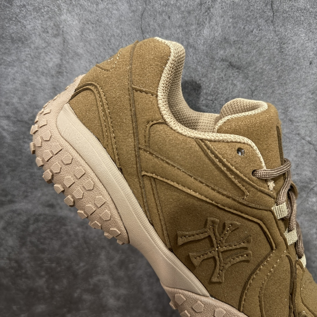 图片[7]-【纯原版】MLB 纽约洋基队 双鞋带 轻量运动百搭 豆豆薄底鞋 防滑轻便 低帮 板鞋 男女同款 MLB官方同步出货 虞书欣等众多潮流明星同款 高弹双层MD大底 原楦原档案数据开发版型（完美鞋头弧度/后套收口效果🆚市面文案版本‼️） 原厂立体填充鞋舌海绵 中底注胶孔原数据开发模具大底原厂转印标市面上唯一纯原版本 原材料打造 内增高6cm 原厂1：1模具开发 原厂进口纳米材质 原厂 全套原盒雷射防伪标包装 天猫订单品质 官网尺码：35 36 36.5 37.5 38 38.5 39 40 40.5 41 42 42.5 43 44 45-选品中心