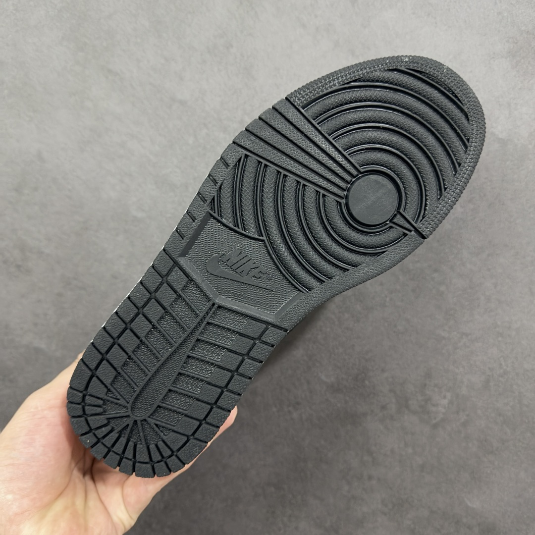 图片[9]-【公司级头层版】Air Jordan 1 High OG 高帮 AJ1 乔丹1代 aj1 乔1 高邦 金人吊牌 乔丹篮球鞋系列 II7282-100 采用正确头层皮组合荔枝纹头层皮革鞋面材质 中底注胶孔及缜密中底拉帮工艺 内置气垫及耐磨橡胶大底 尺码：36-47-选品中心