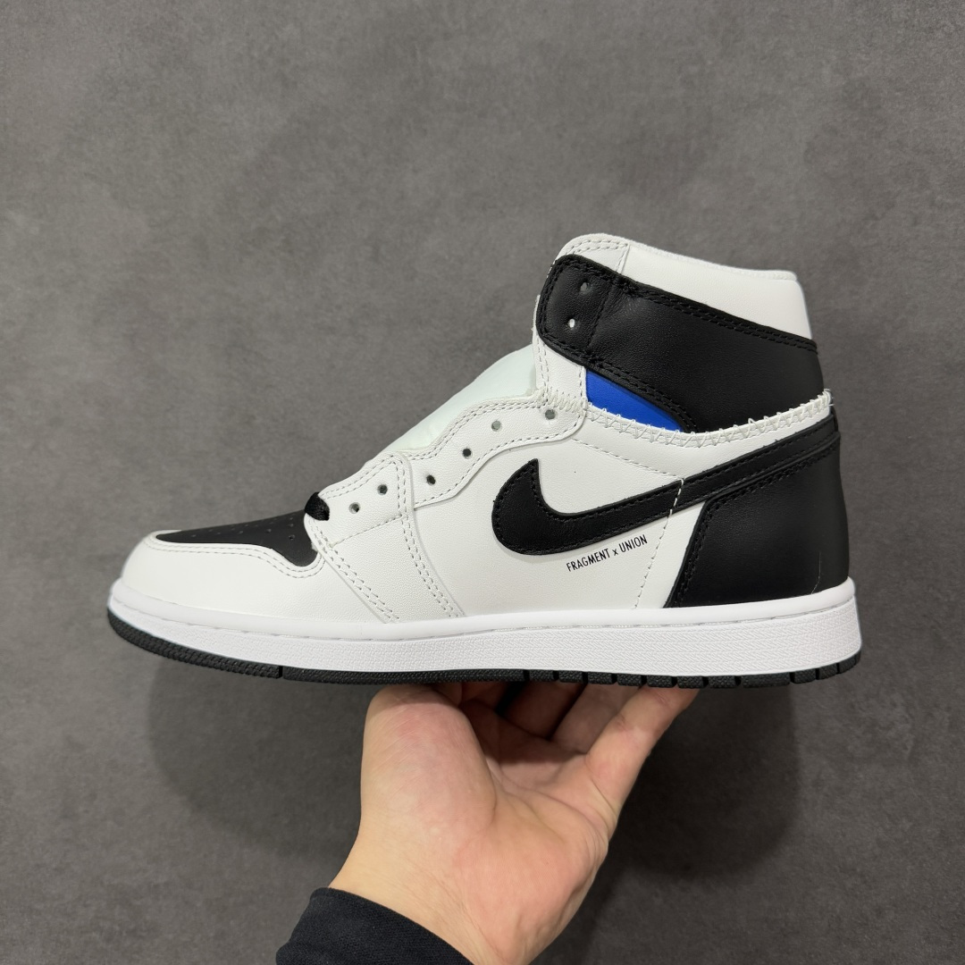 图片[2]-【公司级头层版】Air Jordan 1 High OG 高帮 AJ1 乔丹1代 aj1 乔1 高邦 金人吊牌 乔丹篮球鞋系列 II7282-100 采用正确头层皮组合荔枝纹头层皮革鞋面材质 中底注胶孔及缜密中底拉帮工艺 内置气垫及耐磨橡胶大底 尺码：36-47-选品中心