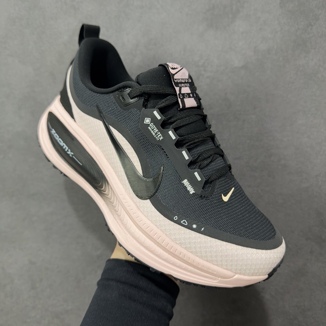 图片[3]-【纯原组合底】Nike VOMERO 18 GTX 耐克 舒适减震防滑 低帮跑步鞋 正确组合大底 正确真正gtx防水鞋面 全掌ReactX泡绵中底 前掌和后跟还配备了Air Zoom气垫单元 据说跑起来更快更舒适哦 这次最大的升级点 首次引入了ReactX泡绵 货号：HQ7002-003 尺码： 36 36.5 37.5 38 38.5 39 40 40.5 41 42 42.5 43 44 45-选品中心