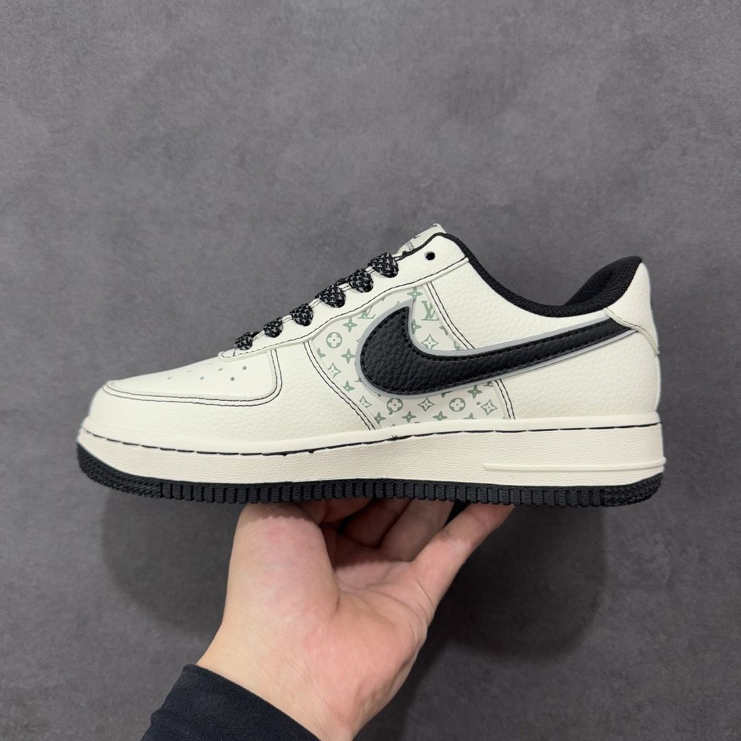 图片[2]-【定制版】Nike Air Force 1\’07 Low LV联名 印花米黑勾 空军一号 低帮休闲板鞋  #原楦头原纸板 原装鞋盒 定制五金配件 内置全掌气垫 原厂鞋底 货号：HH7518-080  尺码：36 36.5 37.5 38 38.5 39 40 40.5 41 42 42.5 43 44 44.5 45-选品中心