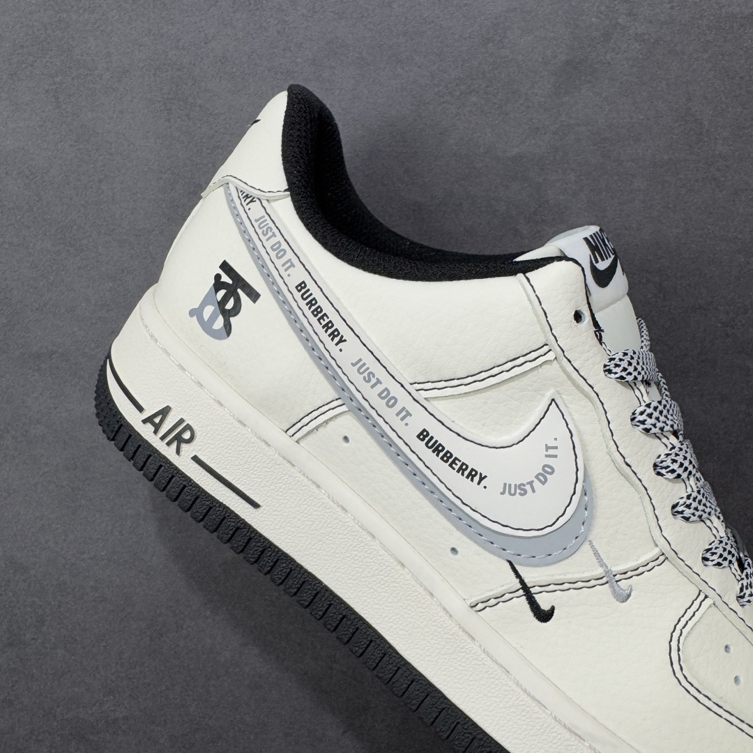 图片[6]-【定制版】Burberry x Nk Air Force 1’07 定制配色 巴宝莉联名 空军一号经典低帮休闲百搭板鞋 公司级版本 定制鞋盒 大厂流水生产 超高清洁度 皮料切割干净无任何毛边 内置蜂窝气垫 细节做工一流 橡胶鞋底 防滑耐磨 舒适上脚 货号：JP8028-062  尺码：36 36.5 37.5 38 38.5 39 40 40.5 41 42 42.5 43 44 44.5 45 编码：HXSB310320-选品中心