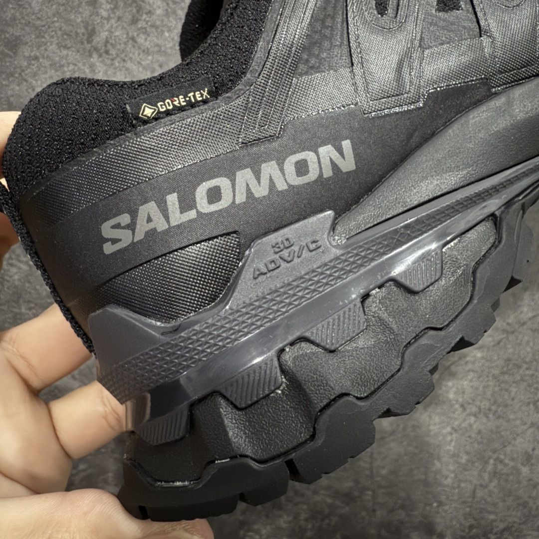 图片[3]-【莞顶礼盒版】SALOMON萨洛蒙 XA Pro 3D V9 GTX 圆头 支撑抓地 低帮 户外功能鞋 黑色 472701 原版开发 私模大底 成本极高 完美细节品质💪🏻 代购级百搭徒步鞋，适合在各种复杂地形中使用 Contagrip橡胶大底：具备卓越的抓地力，适用于泥泞、石头路面等复杂地形，确保穿着者稳如磐石。 Sensifit技术：智能鞋楦设计可全方位贴合足部，提供出色的包裹性，减少鞋子与脚之间的摩擦，使双脚在运动中更加稳定。 尺码：36–45（女40.男45定制不退换）-选品中心