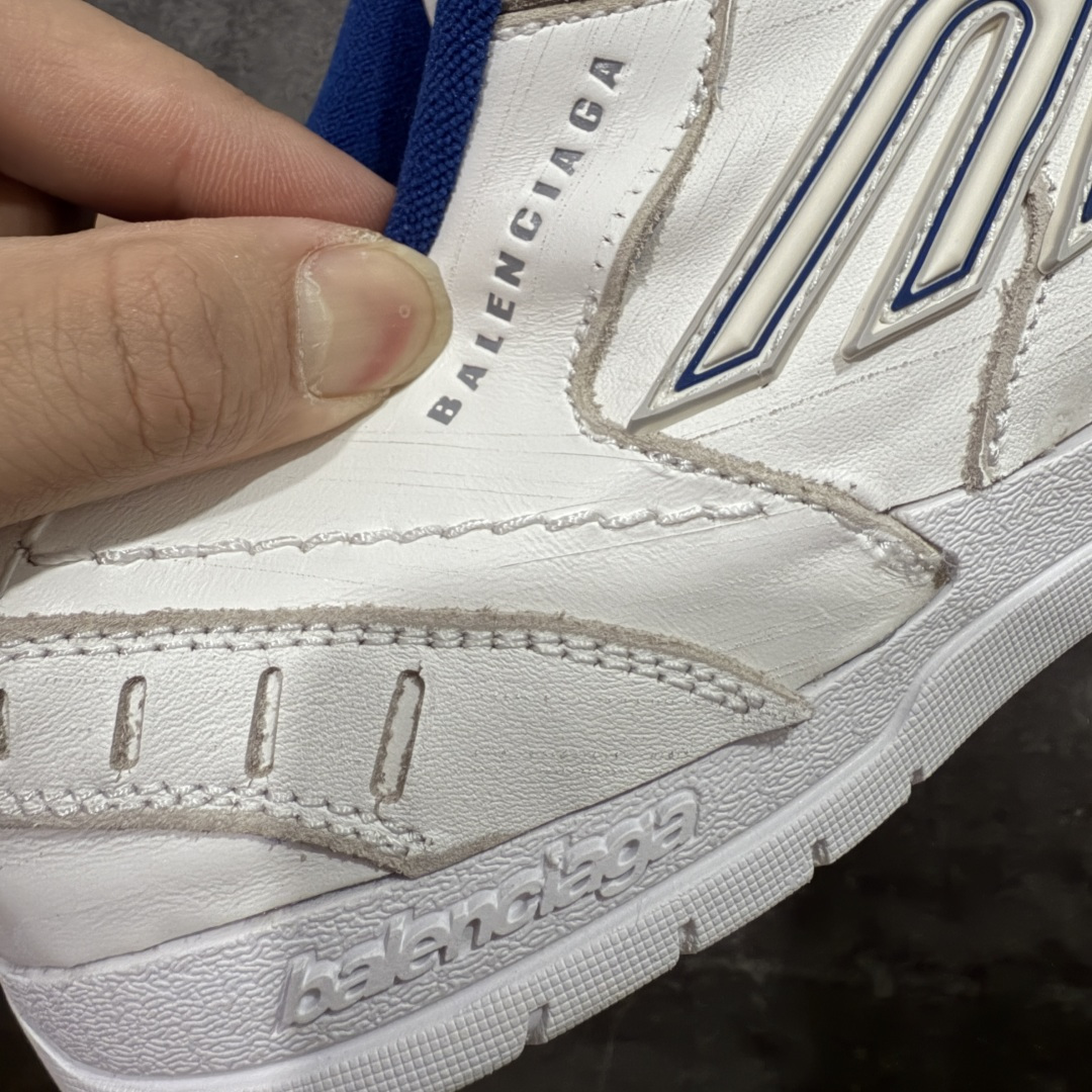 图片[3]-【纯原PK版】Balenciag 巴黎世家18代 最新Hamptons系列 情侣款 破损 做旧 休闲 运动鞋 顶级大厂出品 天花板品质 品质细节比工厂版本都要好很多 自行对比 原版购入开发做货 ▪️面料： 原版定制进口头层牛皮 ▪️内里：进口透气毛巾绒里 ▪️鞋底：原版开模防滑橡胶材质 ▪️底厚：3CM ▪️尺码： 35-46-选品中心