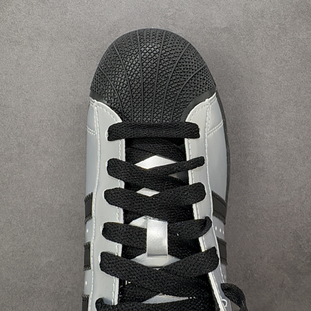 图片[8]-【GX版本】Adidas Originals Superstar II全新配色 贝壳头休闲板鞋 独家控货 平台正单 全鞋百分百原材料 全鞋电脑针车 Logo针车间距针数原版一致 皮料切割冲裁零瑕疵 原鞋一致含胶量大底 原盒中文内外标 大几率过验 不对比市面只对比原鞋 只服务最高端市场 货号：KI9988 尺码：36-45-选品中心