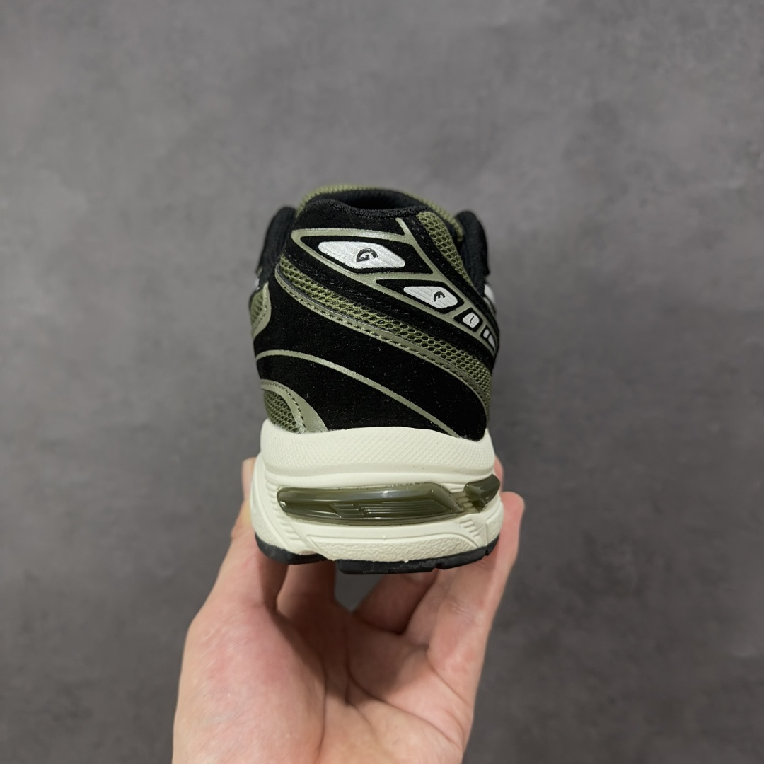 图片[4]-【公司级】ASICS 亚瑟士 新款情侣健步减震复古鞋GEL-1130 男女时尚透气运动潮流耐磨休闲鞋 。选用网眼与皮革相接，复古而富有层次感。网布搭配金属感线条，虎爪 Logo 加入配色点缀，加深复古时尚美感。Ortholite 鞋垫+搭载着 GEL 缓震胶的鞋底，同时辅以耐磨大底提供良好抓地力。复古美学入门代表作，重现2000年代后期的复古美学。 类型：男女鞋 货号：1203A610-300 尺码：36-45含半码-选品中心