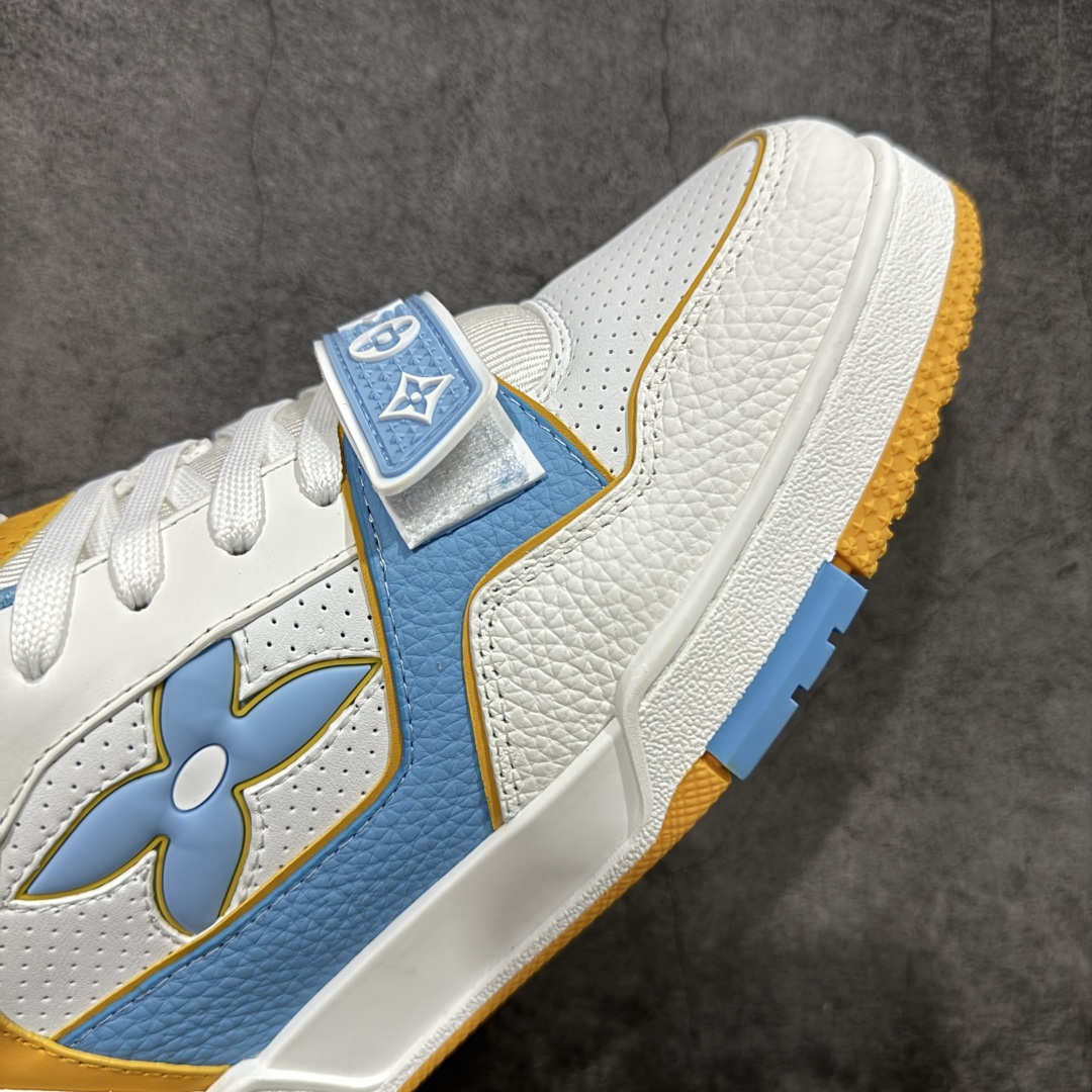 图片[6]-【莞产YS版本】Louis Vuitton Trainer lv时装走秀运动鞋 完美鞋型超高的清洁度 零毛边线头瑕疵 全套原楦原纸版原鞋开模 全网最具灵魂的版型 正确原装黄色鞋盒 正确中底印花 鞋面印花3D高频深度立体 全鞋电脑针车 紧密相连 针距密度一致 环保乳胶注塑鞋垫 厚度脚感还原原版 皮面裁剪部位 统一油边封口工艺 原装橡胶大底含胶量大底组合零偏差 专柜全套包装 防尘袋 说明书 质保卡 男女鞋 尺码： 38 39 40 41 42 43 44 45-选品中心