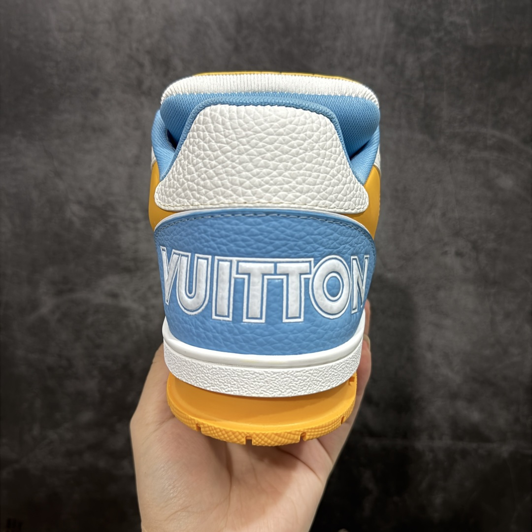 图片[4]-【莞产YS版本】Louis Vuitton Trainer lv时装走秀运动鞋 完美鞋型超高的清洁度 零毛边线头瑕疵 全套原楦原纸版原鞋开模 全网最具灵魂的版型 正确原装黄色鞋盒 正确中底印花 鞋面印花3D高频深度立体 全鞋电脑针车 紧密相连 针距密度一致 环保乳胶注塑鞋垫 厚度脚感还原原版 皮面裁剪部位 统一油边封口工艺 原装橡胶大底含胶量大底组合零偏差 专柜全套包装 防尘袋 说明书 质保卡 男女鞋 尺码： 38 39 40 41 42 43 44 45-选品中心