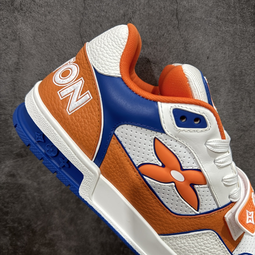 图片[7]-【莞产YS版本】Louis Vuitton Trainer lv时装走秀运动鞋 完美鞋型超高的清洁度 零毛边线头瑕疵 全套原楦原纸版原鞋开模 全网最具灵魂的版型 正确原装黄色鞋盒 正确中底印花 鞋面印花3D高频深度立体 全鞋电脑针车 紧密相连 针距密度一致 环保乳胶注塑鞋垫 厚度脚感还原原版 皮面裁剪部位 统一油边封口工艺 原装橡胶大底含胶量大底组合零偏差 专柜全套包装 防尘袋 说明书 质保卡 男女鞋 尺码： 38 39 40 41 42 43 44 45-选品中心