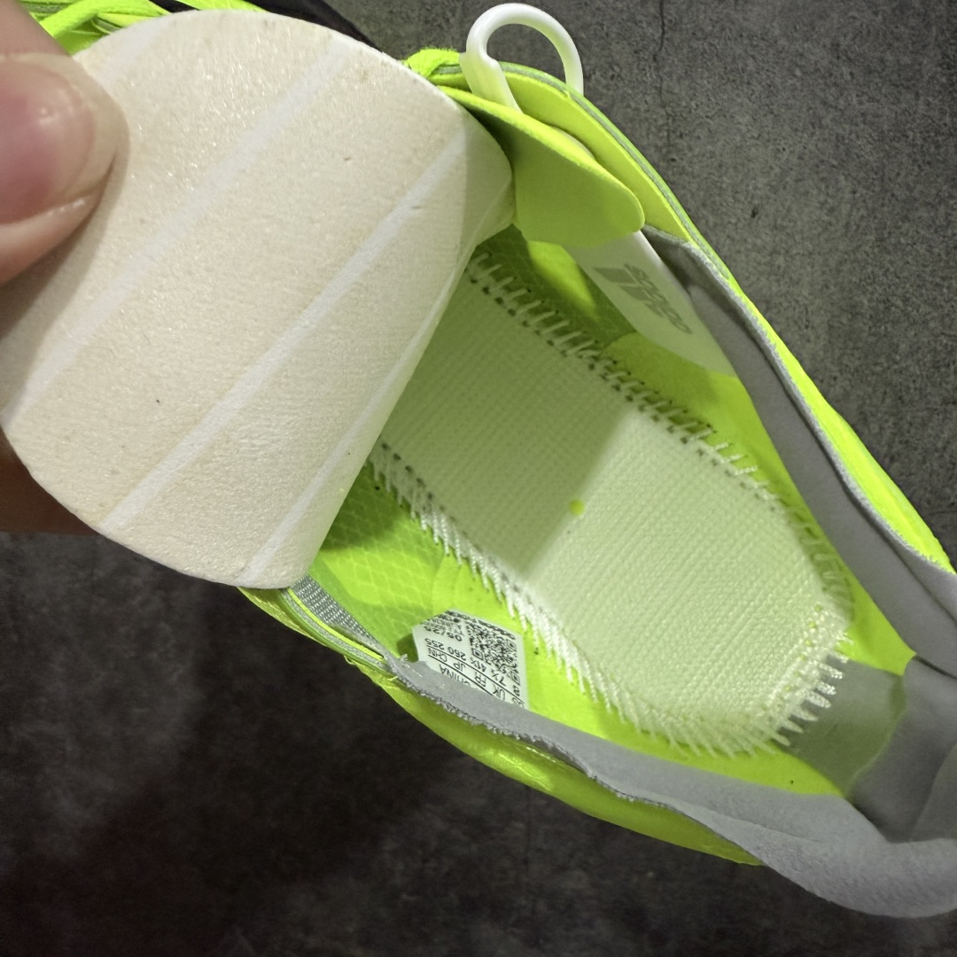 【纯原】Adidas Adizero Adios Pro 4 M竞训跑步鞋 银红色 JR6364市场独一