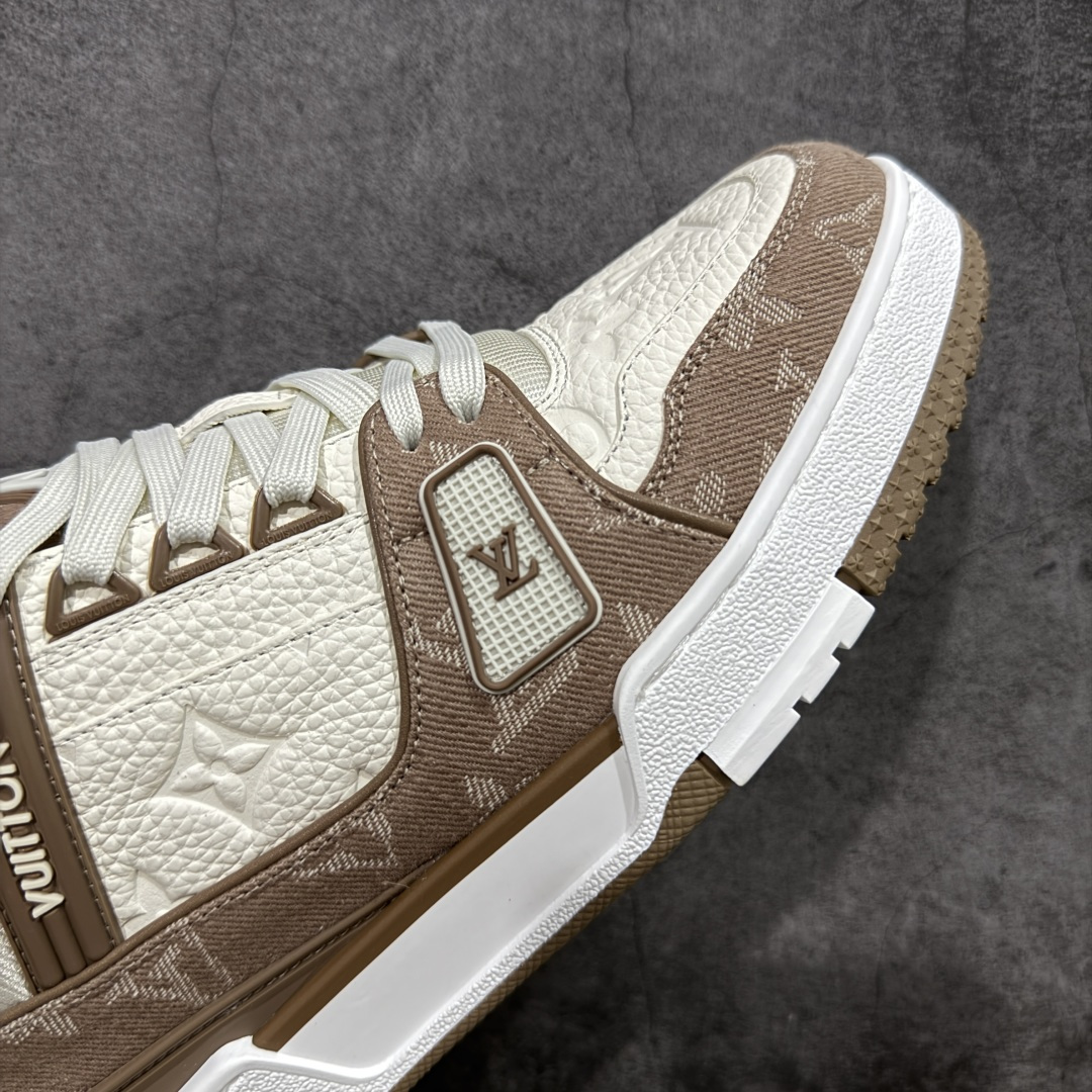 【纯原】 现货当天可取LV Trainer系列高奢运动鞋 白咖啡白粽牛仔新款芯片顶级 潮人必备单品同步Z