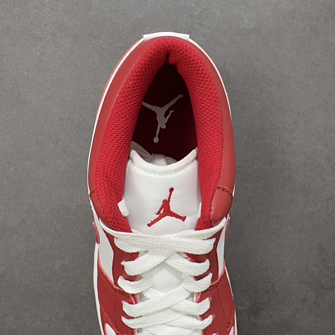 图片[7]-【H11版本】耐克Nike Air Jordan 1 AJ1经典复古经典低帮百搭文化篮球鞋 白红 553558-166 公司级真标半码制#原档案原数据开发版型#采用荔枝纹头层皮革鞋面材质#原厂立体填充鞋舌海绵#中底注胶孔及缜密中底拉帮工艺#原数据开发模具大底 尺码：35.5 36 36.5 37.5 38 38.5 39 40 40.5 41 42 42.5 43 44 44.5 45 46 47.5 编码：H11B270280-选品中心