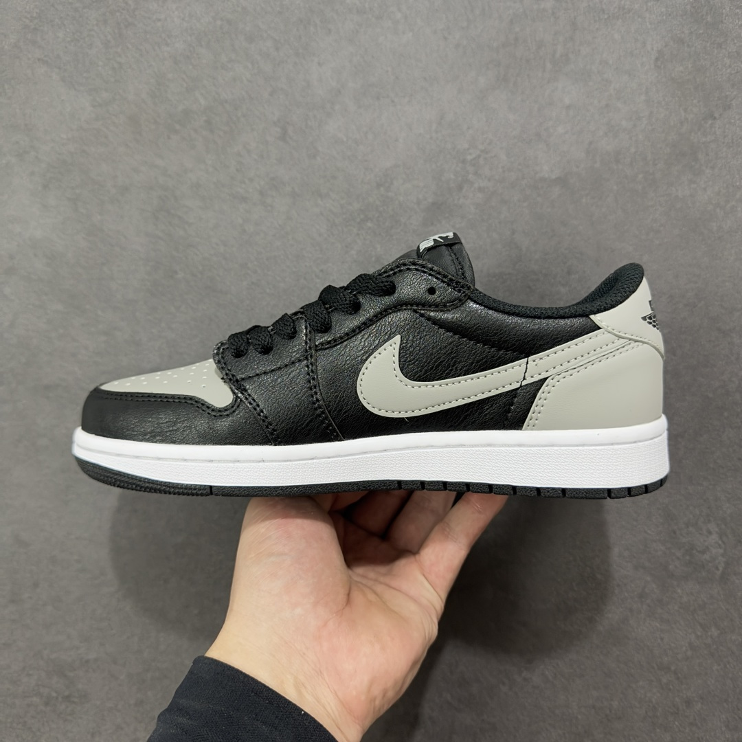 图片[2]-【H11版本】耐克Nike Air Jordan 1 AJ1经典复古经典低帮百搭文化篮球鞋 影子灰 CZ0790-003 公司级真标半码制#原档案原数据开发版型#采用荔枝纹头层皮革鞋面材质#原厂立体填充鞋舌海绵#中底注胶孔及缜密中底拉帮工艺#原数据开发模具大底 尺码：35.5 36 36.5 37.5 38 38.5 39 40 40.5 41 42 42.5 43 44 44.5 45 46 47.5 编码：H11B270280-选品中心