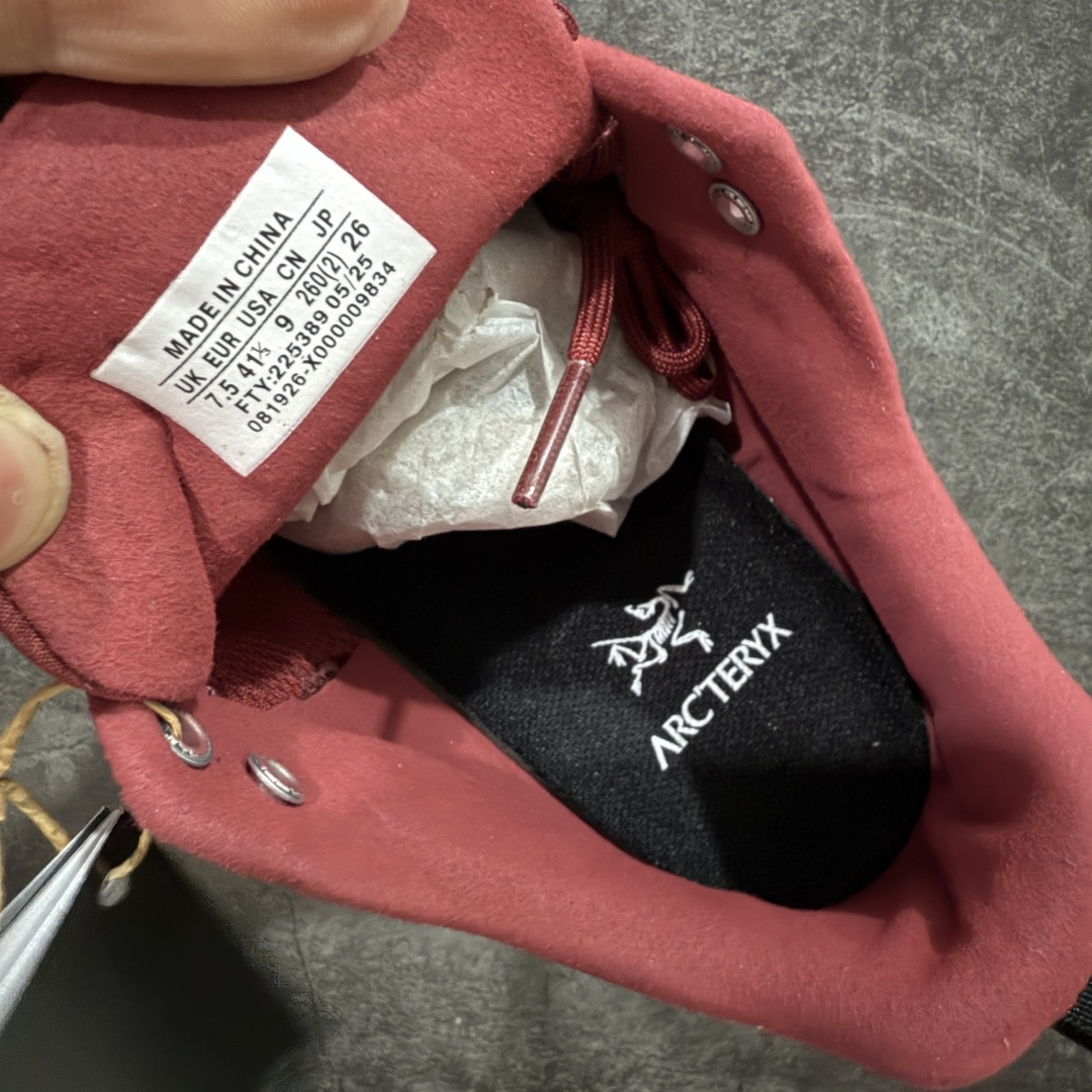 【纯原】Arcteryx始祖鸟 Konseal Shoe 舒适 防滑耐磨透气支撑抓地 登山鞋 沙色 黑红