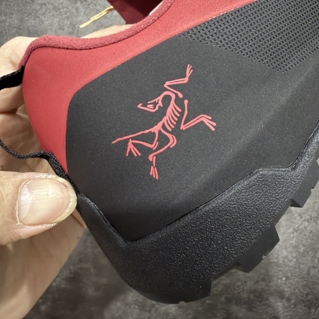【纯原】Arcteryx始祖鸟 Konseal Shoe 舒适 防滑耐磨透气支撑抓地 登山鞋 沙色 黑红