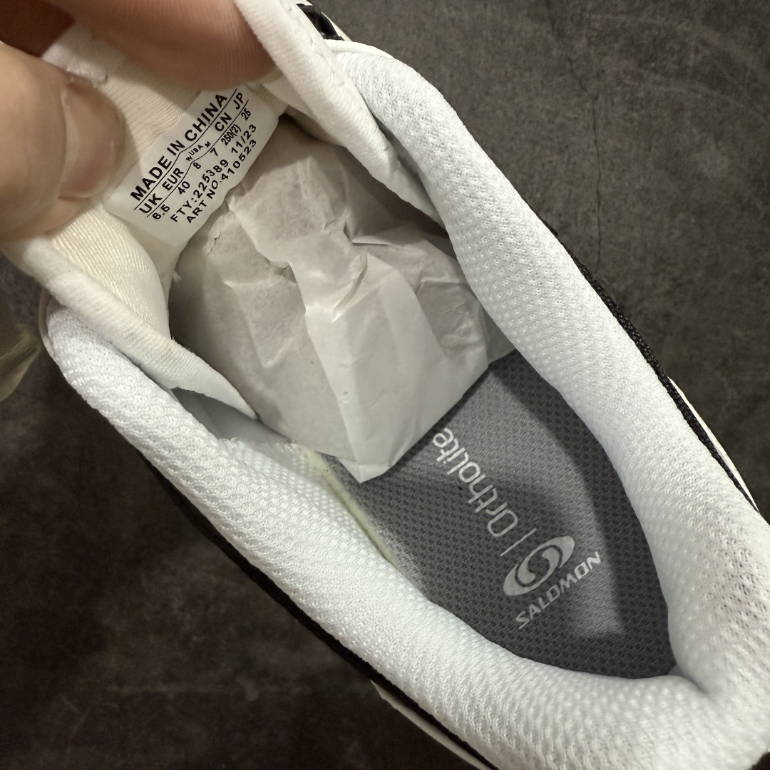 图片[7]-【W1版本】Salomon XT-QUEST ADV 萨洛蒙 时尚 舒适减震防滑耐磨 低帮跑步鞋 男女同款 410523 纯原外贸平台特供订单 耗时半年巨作 全套原纸板楦头开发 原厂特供网布配套加持 确保原汁原味 完美呈现版型 原档数据独家私模五层组合大底 男女鞋同步官方 原装Ortholite轻量化鞋垫 中底布带钢印编号 原厂TPU锁扣 进口港宝加持 后跟自然饱满 还原公司包裹性 基于 SALOMON 初代 XT 鞋身造型并搭载 4D ADVANCED CHASSIS™ 大底打造而成 为这款 XT-QUEST 带来了多项足部控制与保护等功能性 如在运动过程中控制左右晃动的过程而提高稳定性、改善长途越野过程中足中到足尖的过渡、提高感知岩石的精确度以抵抗尖锐物体对脚底的伤害以及采用动态缓冲来增强穿着舒适感 从而减轻疲劳感 使 XT-QUEST 成为一双舒适且安全的户外之履 尺码：36 36.5 37.5 38 38.5 39 40 40.5 41 42 42.5 43 44 44.5 45-选品中心