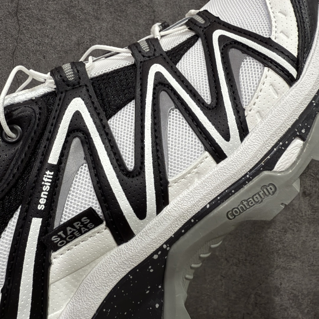 图片[4]-【W1版本】Salomon XT-QUEST ADV 萨洛蒙 时尚 舒适减震防滑耐磨 低帮跑步鞋 男女同款 410523 纯原外贸平台特供订单 耗时半年巨作 全套原纸板楦头开发 原厂特供网布配套加持 确保原汁原味 完美呈现版型 原档数据独家私模五层组合大底 男女鞋同步官方 原装Ortholite轻量化鞋垫 中底布带钢印编号 原厂TPU锁扣 进口港宝加持 后跟自然饱满 还原公司包裹性 基于 SALOMON 初代 XT 鞋身造型并搭载 4D ADVANCED CHASSIS™ 大底打造而成 为这款 XT-QUEST 带来了多项足部控制与保护等功能性 如在运动过程中控制左右晃动的过程而提高稳定性、改善长途越野过程中足中到足尖的过渡、提高感知岩石的精确度以抵抗尖锐物体对脚底的伤害以及采用动态缓冲来增强穿着舒适感 从而减轻疲劳感 使 XT-QUEST 成为一双舒适且安全的户外之履 尺码：36 36.5 37.5 38 38.5 39 40 40.5 41 42 42.5 43 44 44.5 45-选品中心