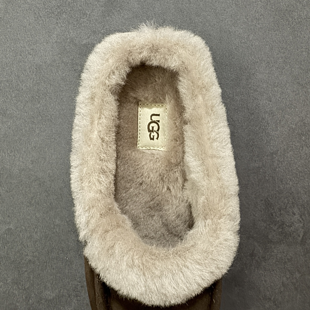 图片[7]-【莞产X1版本】 市面顶级版本 KALLEN LACE 1171391 UGG 百搭单品 东莞纯原UGG 秋冬羊皮毛一脚蹬懒人鞋 小红书爆款 广州外贸大厂生产 鞋头到鞋垫真羊皮毛一体 独立外盒包装 芯片 带防水工艺 区别市面任何版本 5cm厚底 独立原版开发大底 羊绒鞋垫 冬季保暖外出 家居都是很适合的选择 进年uug推出款式系列 局部偏向年轻消费者喜好 也走到时尚潮流穿搭的前沿 鞋身材质 防泼水涂层翻毛皮鞋面 17毫米UGGPURE™植入式羊毛内底 轻便防滑舒适橡胶外底 带有品牌LOGO商标 带全套包装 尺码： 35-40-选品中心