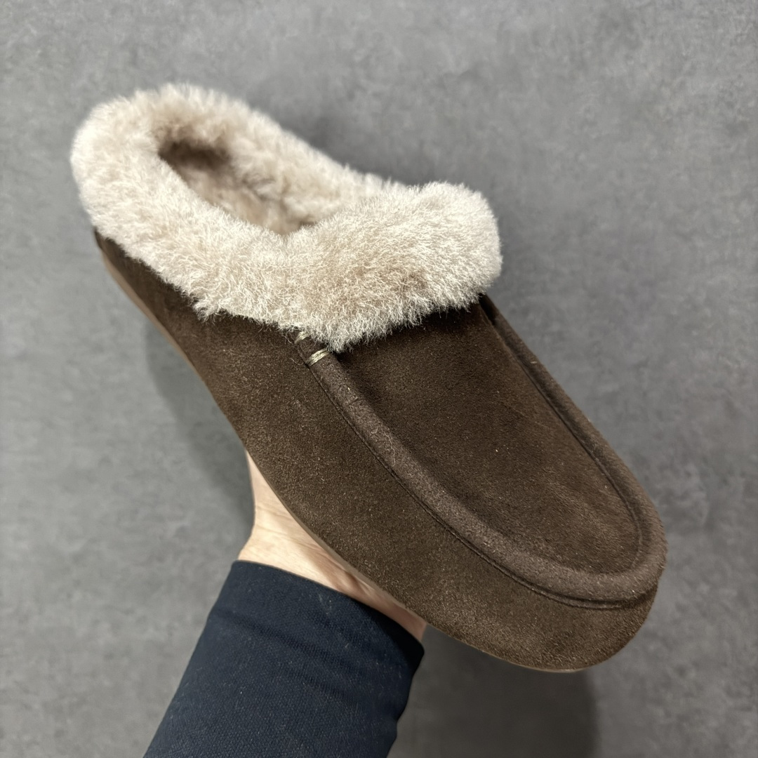 图片[3]-【莞产X1版本】 市面顶级版本 KALLEN LACE 1171391 UGG 百搭单品 东莞纯原UGG 秋冬羊皮毛一脚蹬懒人鞋 小红书爆款 广州外贸大厂生产 鞋头到鞋垫真羊皮毛一体 独立外盒包装 芯片 带防水工艺 区别市面任何版本 5cm厚底 独立原版开发大底 羊绒鞋垫 冬季保暖外出 家居都是很适合的选择 进年uug推出款式系列 局部偏向年轻消费者喜好 也走到时尚潮流穿搭的前沿 鞋身材质 防泼水涂层翻毛皮鞋面 17毫米UGGPURE™植入式羊毛内底 轻便防滑舒适橡胶外底 带有品牌LOGO商标 带全套包装 尺码： 35-40-选品中心