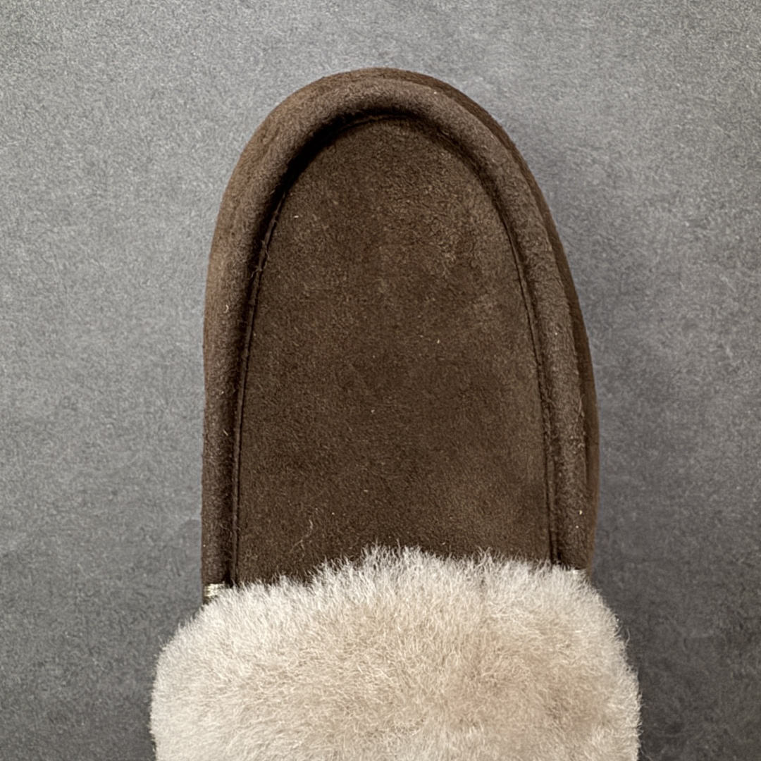 图片[8]-【莞产X1版本】 市面顶级版本 KALLEN LACE 1171391 UGG 百搭单品 东莞纯原UGG 秋冬羊皮毛一脚蹬懒人鞋 小红书爆款 广州外贸大厂生产 鞋头到鞋垫真羊皮毛一体 独立外盒包装 芯片 带防水工艺 区别市面任何版本 5cm厚底 独立原版开发大底 羊绒鞋垫 冬季保暖外出 家居都是很适合的选择 进年uug推出款式系列 局部偏向年轻消费者喜好 也走到时尚潮流穿搭的前沿 鞋身材质 防泼水涂层翻毛皮鞋面 17毫米UGGPURE™植入式羊毛内底 轻便防滑舒适橡胶外底 带有品牌LOGO商标 带全套包装 尺码： 35-40-选品中心