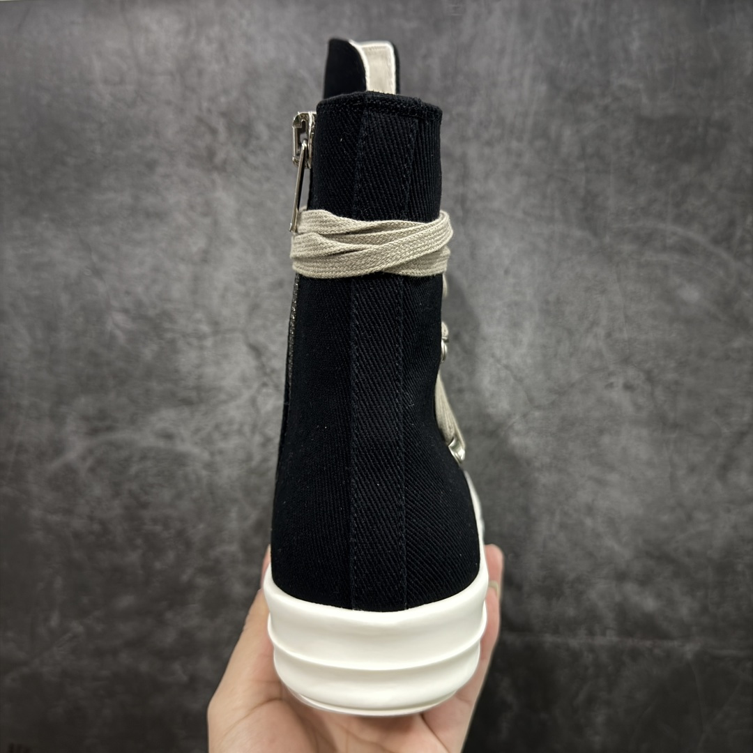 图片[4]-【莞产G版】薄底帆布黑色高帮大匡威疯狂绑带款 RO / Rick Owens DRKSHDW 瑞克·欧文斯【副线】 【款式】 大匡威/低帮/厚底/ 光泽金属尼龙布 高帮 西瓜头 【皮料】 东莞原厂进口全新2025年新材质““水洗牛仔黑色斜纹布” 【鞋带】 鞋带采用水染定织法工艺，高密度之下，透出光泽感！ 【鞋头】软糯，轻轻按压有牛皮细细的纹理质感！ 【鞋底】TPU大底奶香味！硬度、肤感一比一！鞋底logo钢印清晰正确！ 【鞋垫】独家私人开模压印！牛皮贴面，双层复合！ 【尺码】 ：36 37 38 39 40 41 42 43 44 45 46！-选品中心