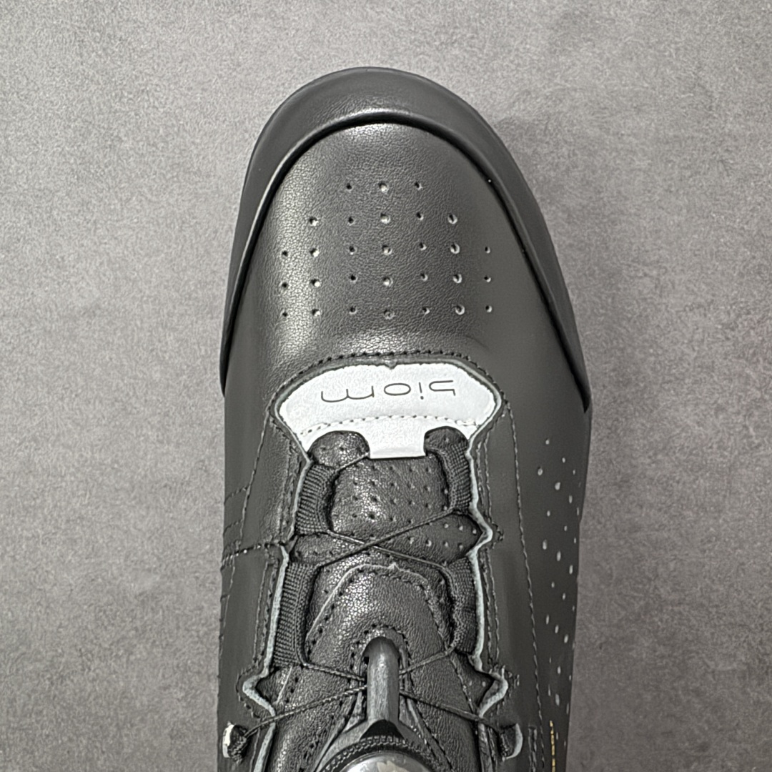 图片[8]-【公司级】ECCO爱步纽扣新款运动鞋男2025年新款低帮小白鞋 高尔夫健步C4 130494 面料臻选小牛皮材质 鞋口袜套做法 包裹性舒适性特别好 核心科技大底PU/TPU组合（轻便 Q弹） 减震效果很赞 上脚超级舒服！ 尺码：39-44 编码：XYB350360-选品中心