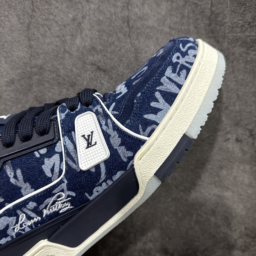 图片[6]-【莞产YS版本】Louis Vuitton Trainer lv时装走秀运动鞋 完美鞋型超高的清洁度 零毛边线头瑕疵 全套原楦原纸版原鞋开模 全网最具灵魂的版型 正确原装黄色鞋盒 正确中底印花 鞋面印花3D高频深度立体 全鞋电脑针车 紧密相连 针距密度一致 环保乳胶注塑鞋垫 厚度脚感还原原版 皮面裁剪部位 统一油边封口工艺 原装橡胶大底含胶量大底组合零偏差 专柜全套包装 防尘袋 说明书 质保卡 男女鞋 尺码： 38 39 40 41 42 43 44 45-选品中心