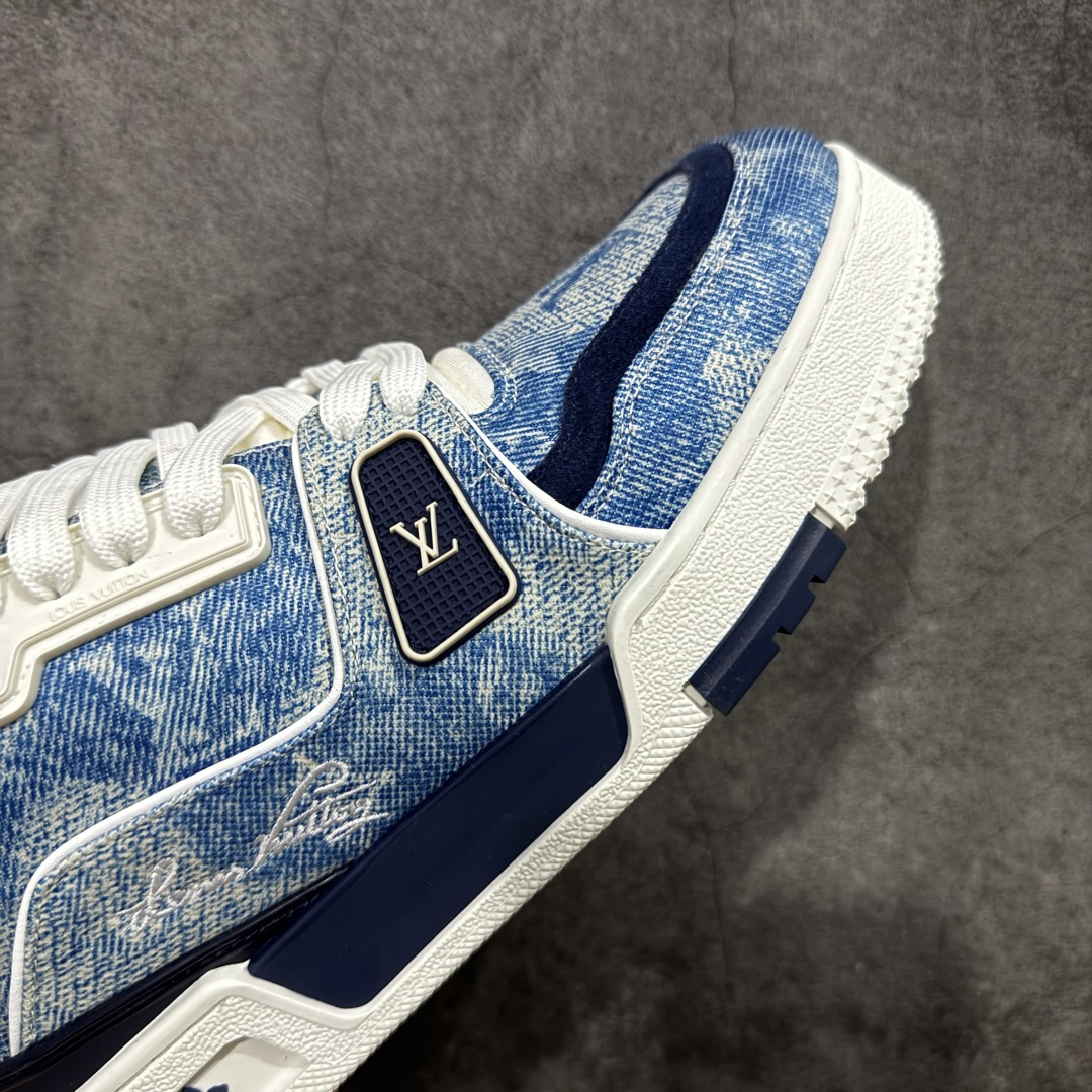 图片[6]-【莞产YS版本】Louis Vuitton Trainer lv时装走秀运动鞋 完美鞋型超高的清洁度 零毛边线头瑕疵 全套原楦原纸版原鞋开模 全网最具灵魂的版型 正确原装黄色鞋盒 正确中底印花 鞋面印花3D高频深度立体 全鞋电脑针车 紧密相连 针距密度一致 环保乳胶注塑鞋垫 厚度脚感还原原版 皮面裁剪部位 统一油边封口工艺 原装橡胶大底含胶量大底组合零偏差 专柜全套包装 防尘袋 说明书 质保卡 男女鞋 尺码： 38 39 40 41 42 43 44 45-选品中心