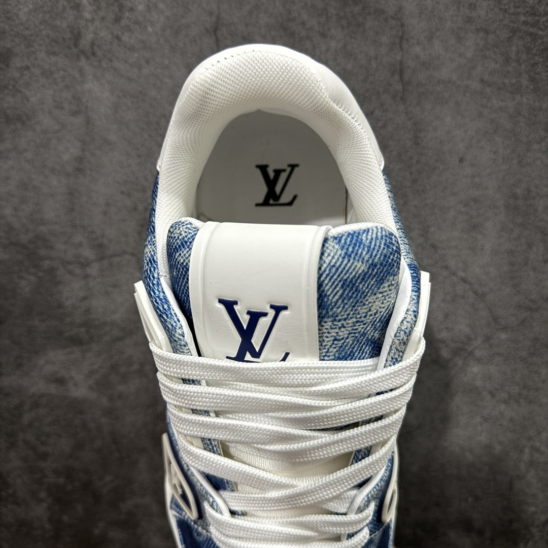 图片[8]-【莞产YS版本】Louis Vuitton Trainer lv时装走秀运动鞋 完美鞋型超高的清洁度 零毛边线头瑕疵 全套原楦原纸版原鞋开模 全网最具灵魂的版型 正确原装黄色鞋盒 正确中底印花 鞋面印花3D高频深度立体 全鞋电脑针车 紧密相连 针距密度一致 环保乳胶注塑鞋垫 厚度脚感还原原版 皮面裁剪部位 统一油边封口工艺 原装橡胶大底含胶量大底组合零偏差 专柜全套包装 防尘袋 说明书 质保卡 男女鞋 尺码： 38 39 40 41 42 43 44 45-选品中心