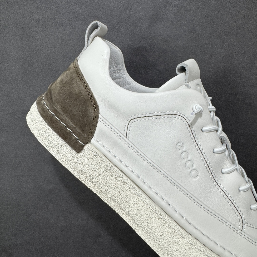 图片[6]-【公司级】Ecco 爱步2022秋冬新款皮面休闲防滑平底鞋 #摒弃传统鞋面设计，舒适牛皮鞋面 手感细腻顺滑，纹理清晰 柔软脚感随心穿脱 质感清晰的鞋带，搭载柔韧橡胶鞋底 脚感柔软舒适，适宜多种地形 轻松行走，触感细腻 一双时尚休闲鞋 拒绝束缚 让你黑夜也是最靓的那一个 货号：958836-01002 尺码：38 39 40 41 42 43 44 皮鞋码-选品中心