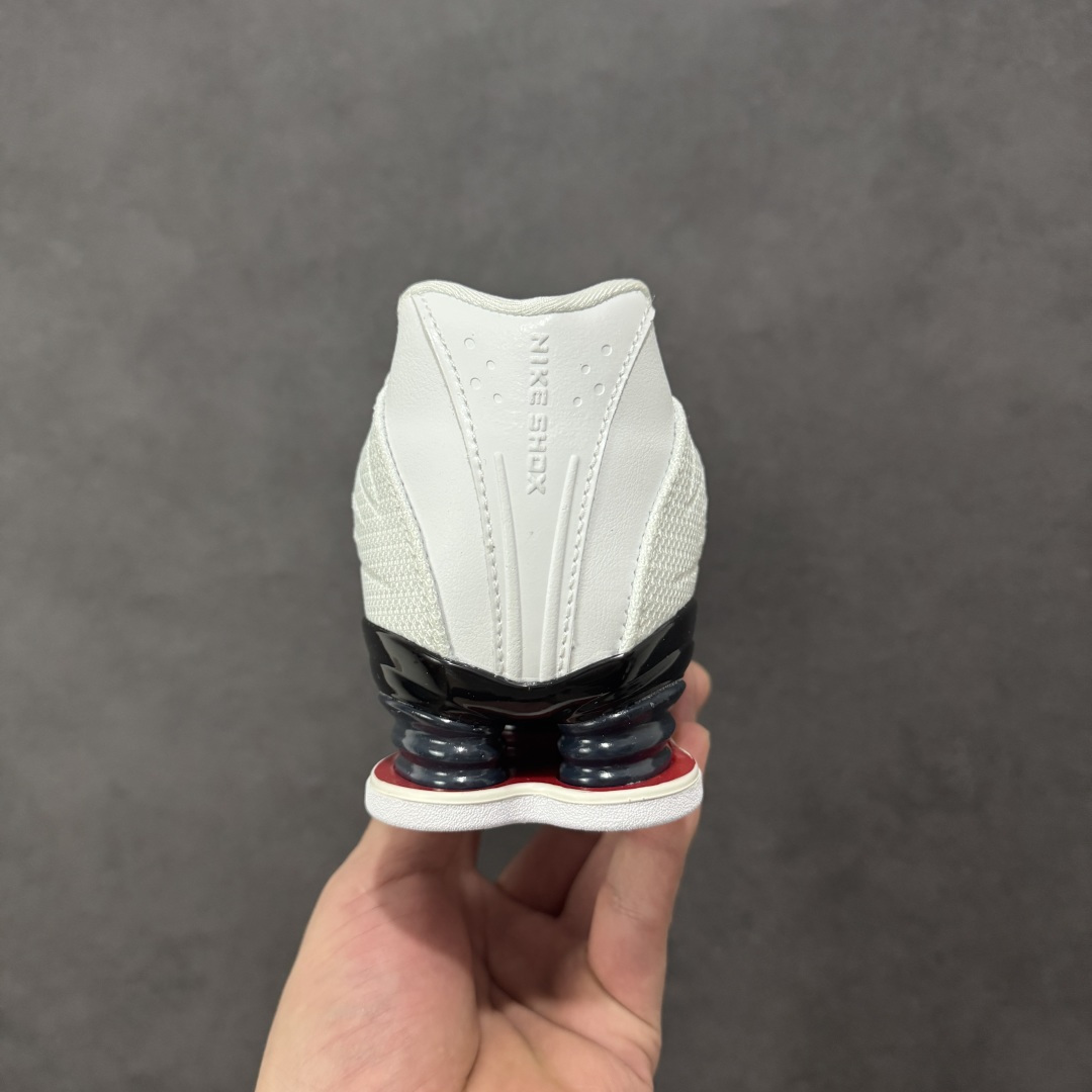 【纯原】Nike SHOX Z 后掌气柱先锋机能风跑鞋 HQ7540-100Nike Shox Z搭载了