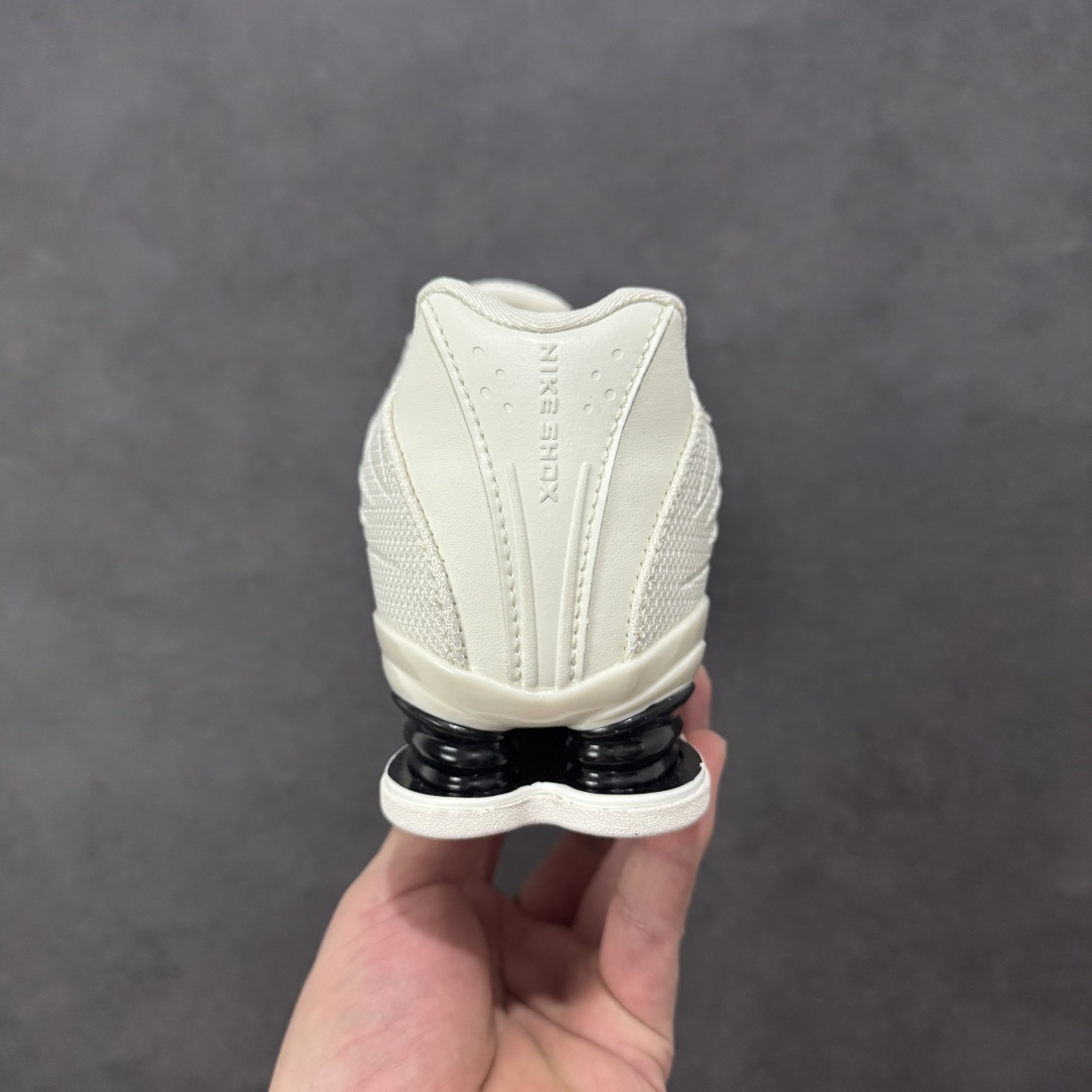 【纯原】Nike SHOX Z 后掌气柱先锋机能风跑鞋 HQ7540-004Nike Shox Z搭载了