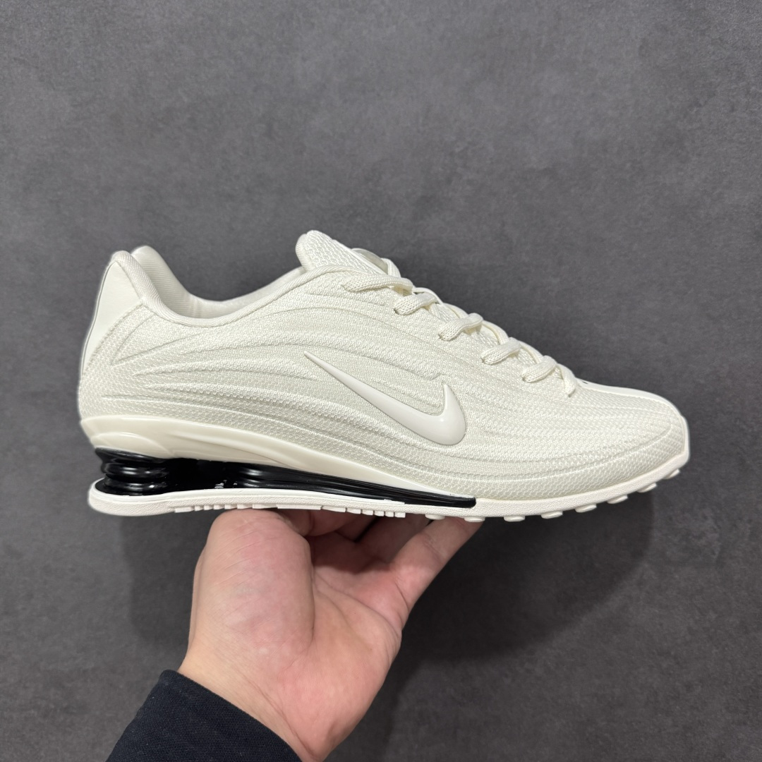 【纯原】Nike SHOX Z 后掌气柱先锋机能风跑鞋 HQ7540-004Nike Shox Z搭载了