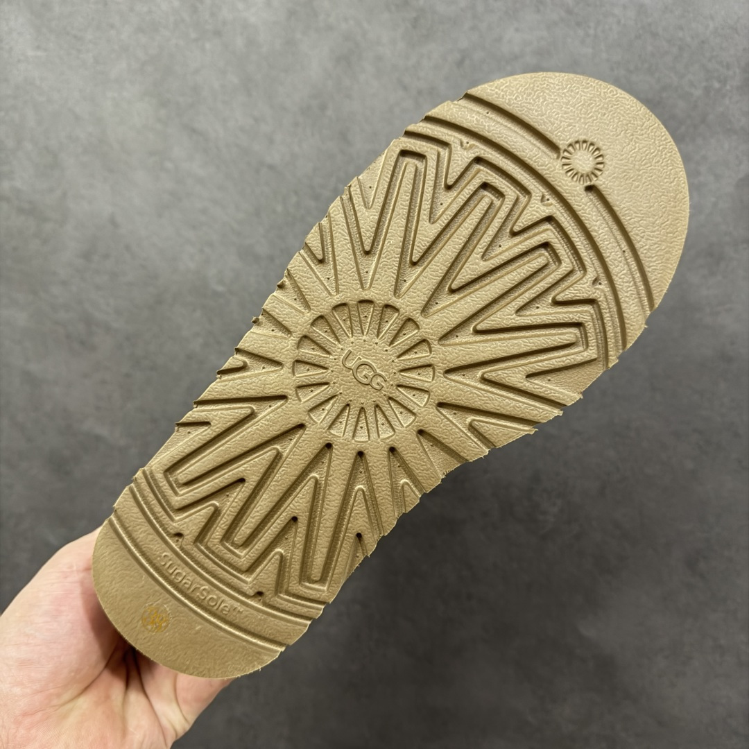 图片[9]-【X1版本】UGG 铅笔靴长筒 5cm厚底 长筒 小红书爆款 广州外贸大厂生产 鞋头到鞋垫真羊皮毛一体 独立外盒包装 芯片 带防水工艺 区别市面任何版本 5cm厚底 独立原版开发大底 羊绒鞋垫 冬季保暖外出 家居都是很适合的选择 进年uug推出款式系列 局部偏向年轻消费者喜好 也走到时尚潮流穿搭的前沿 鞋身材质 防泼水涂层翻毛皮鞋面 17毫米UGGPURE™植入式羊毛内底 轻便防滑舒适橡胶外底 带有品牌LOGO商标 带全套包装 货号：W/1144031 尺码： 35 36 37 38 39 40 编码：HHB280290-选品中心