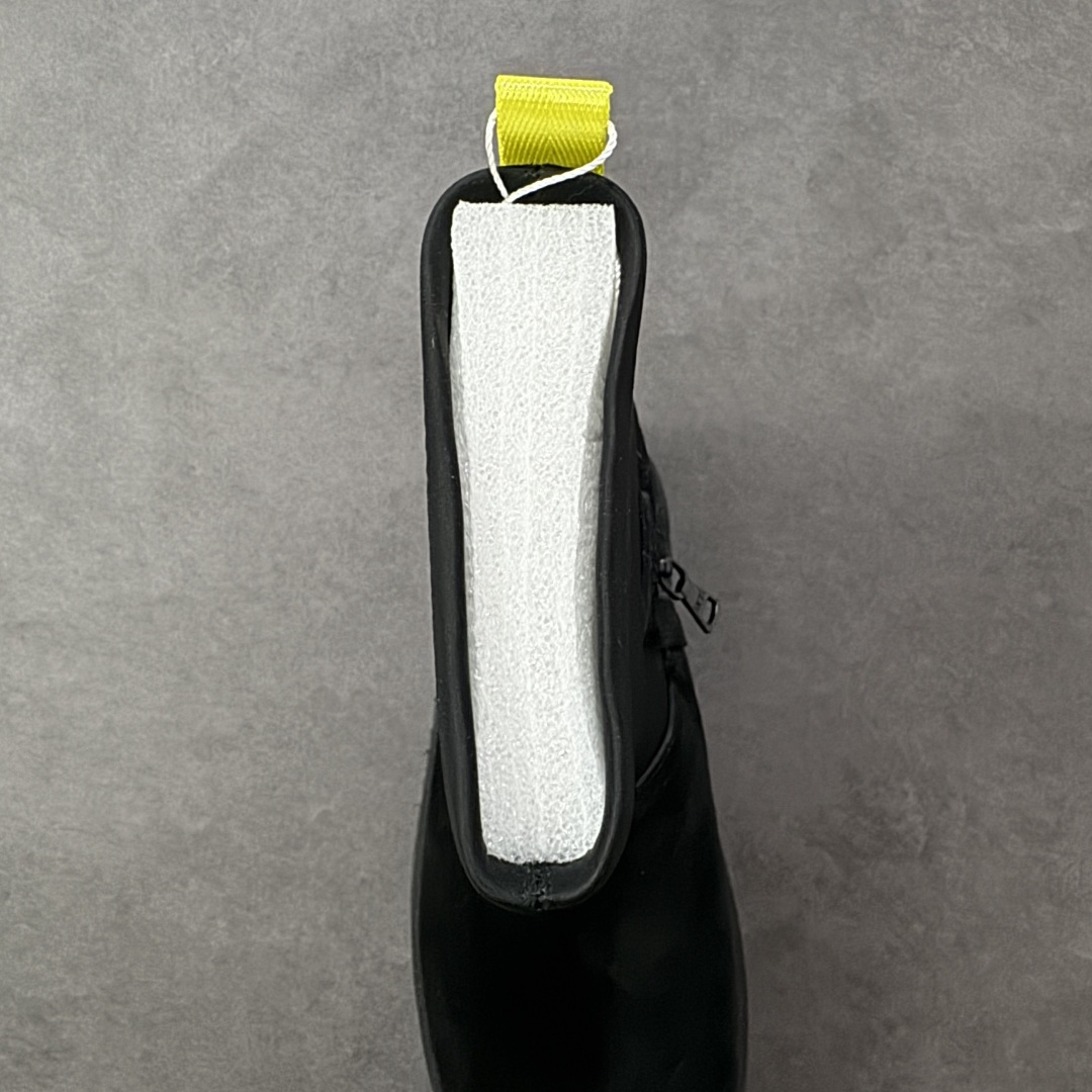 图片[7]-【X1版本】UGG 铅笔靴长筒 5cm厚底 长筒 小红书爆款 广州外贸大厂生产 鞋头到鞋垫真羊皮毛一体 独立外盒包装 芯片 带防水工艺 区别市面任何版本 5cm厚底 独立原版开发大底 羊绒鞋垫 冬季保暖外出 家居都是很适合的选择 进年uug推出款式系列 局部偏向年轻消费者喜好 也走到时尚潮流穿搭的前沿 鞋身材质 防泼水涂层翻毛皮鞋面 17毫米UGGPURE™植入式羊毛内底 轻便防滑舒适橡胶外底 带有品牌LOGO商标 带全套包装 货号：W/1144031 尺码： 35 36 37 38 39 40 编码：HHB280290-选品中心