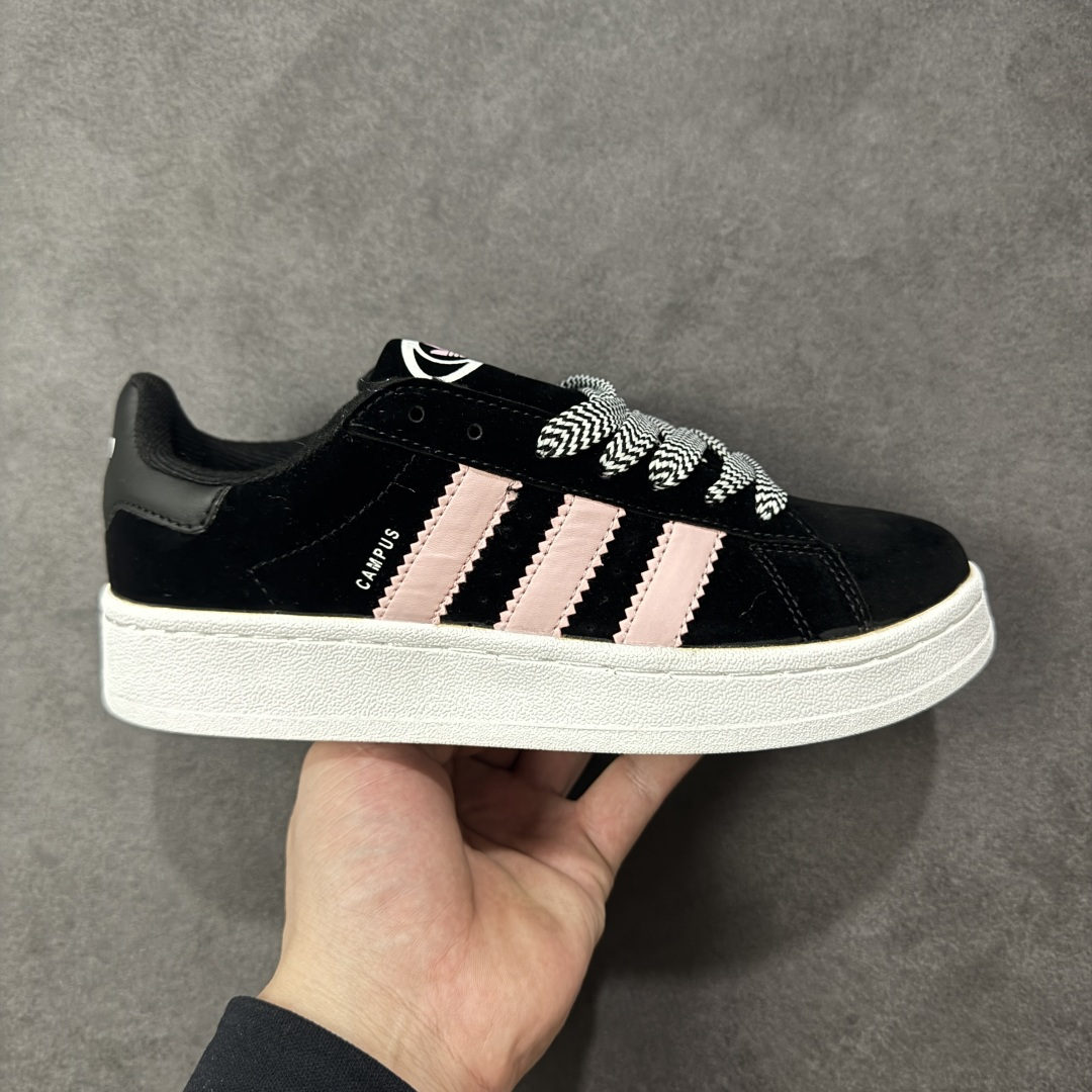 【福利版】Ad Originals Campus 00s 学院系列面包风复古休闲运动板鞋 #鞋款以经典复古鞋型 Campus 为蓝本打造全新面包鞋,鞋身采用绒面皮料搭配常规皮革,质感上还是延续了经典 Campus 的设计。鞋舌填充更加饱满,让鞋款整体看起来更加圆润,鞋舌还加入了与以往 Campus 不同的全新三叶草 Logo,令造型更具千禧气息。 货号:ID3171 尺码:36 36.5 37 38 38.5 39 40-选品中心