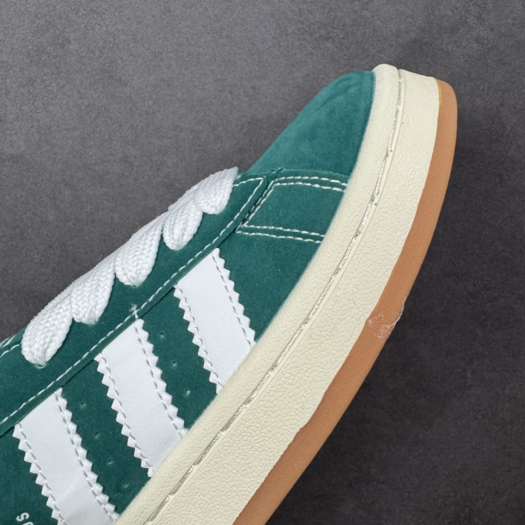 图片[5]-【福利版】Ad Originals Campus 00s 学院系列面包风复古休闲运动板鞋 #鞋款以经典复古鞋型 Campus 为蓝本打造全新面包鞋，鞋身采用绒面皮料搭配常规皮革，质感上还是延续了经典 Campus 的设计。鞋舌填充更加饱满，让鞋款整体看起来更加圆润，鞋舌还加入了与以往 Campus 不同的全新三叶草 Logo，令造型更具千禧气息。 货号：HQ3472 尺码：36 36.5 37 38 38.5 39 40-选品中心