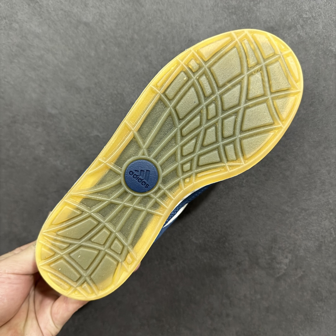 【特价】超火的阿迪达斯「鲨鱼面包鞋」新联名开启,中底造型有点酷！阿迪达斯Adidas Originals