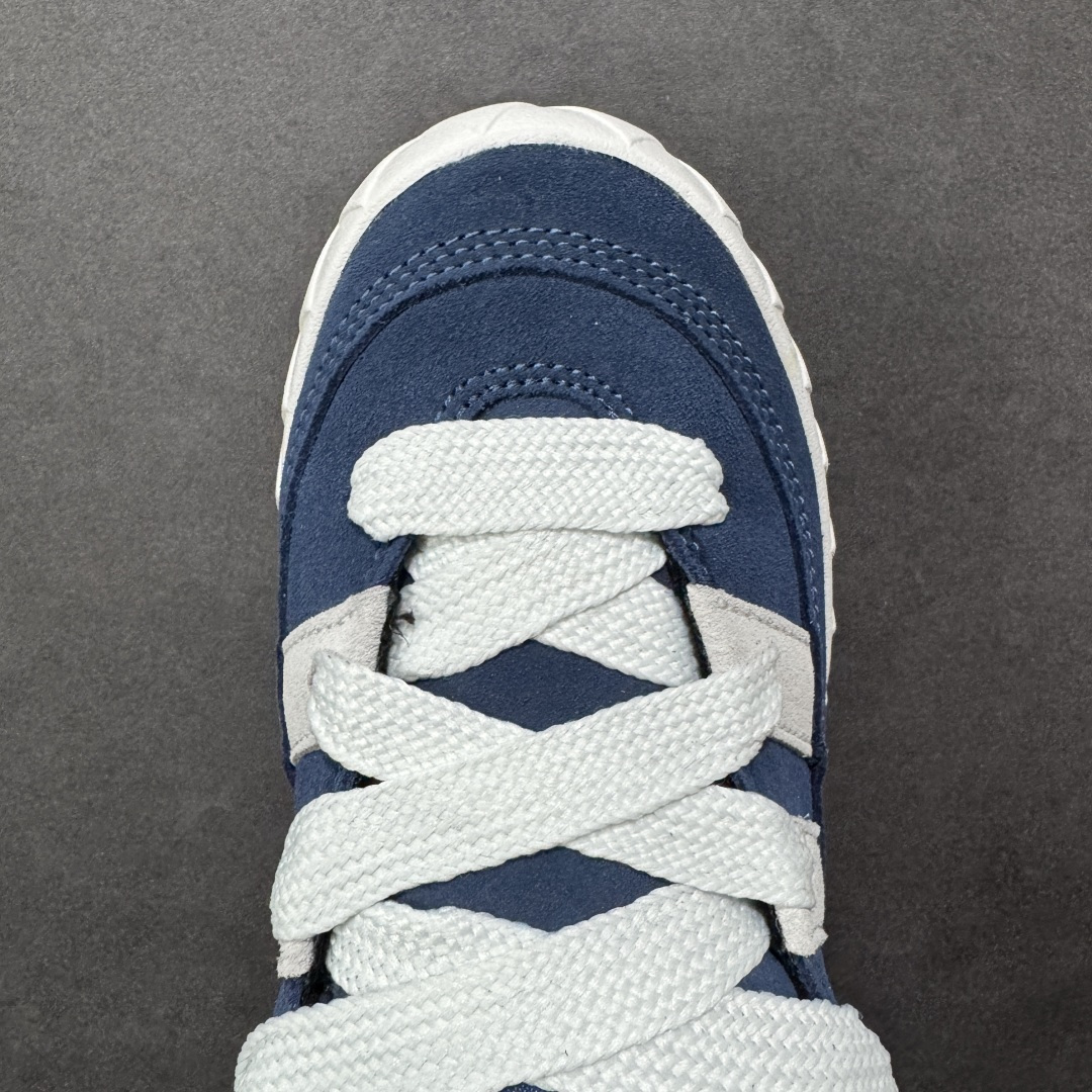 【特价】超火的阿迪达斯「鲨鱼面包鞋」新联名开启,中底造型有点酷！阿迪达斯Adidas Originals