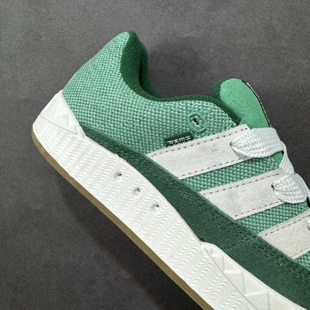 【特价】超火的阿迪达斯「鲨鱼面包鞋」新联名开启,中底造型有点酷！阿迪达斯Adidas Originals