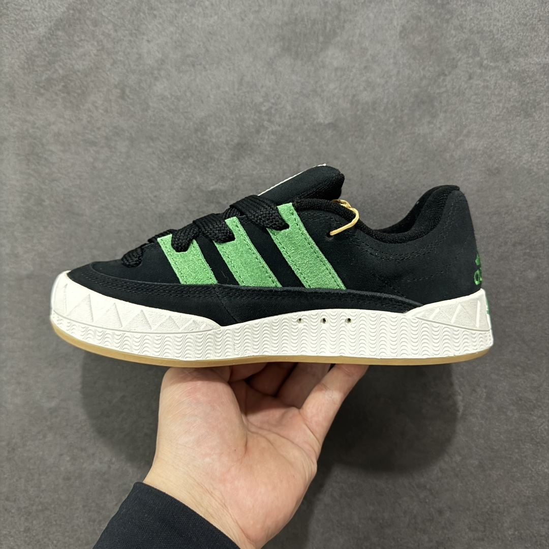 【DT福利】超火的阿迪达斯「鲨鱼面包鞋」新联名开启,中底造型有点酷！阿迪达斯Adidas Origina