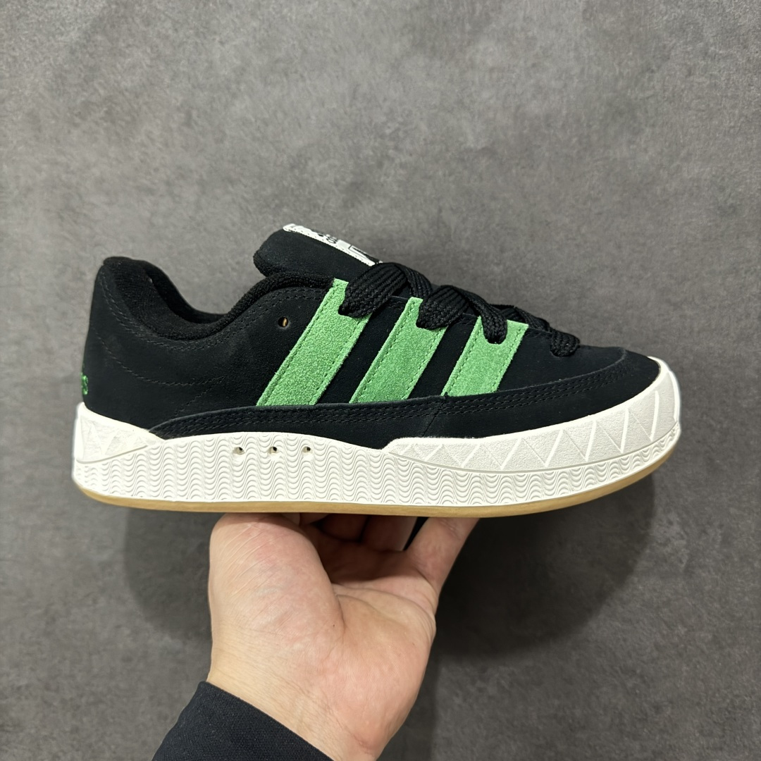 【DT福利】超火的阿迪达斯「鲨鱼面包鞋」新联名开启,中底造型有点酷！阿迪达斯Adidas Origina