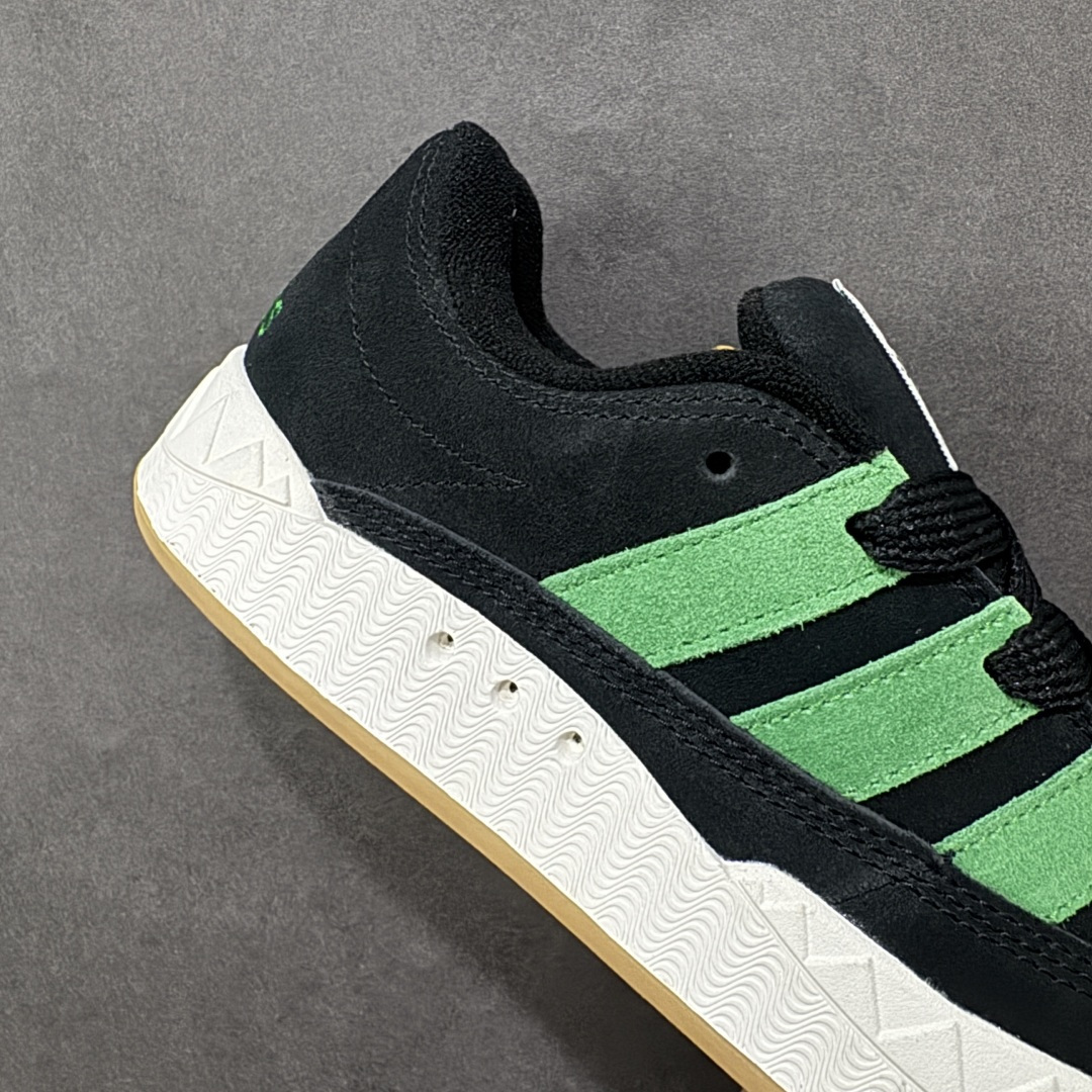 【DT福利】超火的阿迪达斯「鲨鱼面包鞋」新联名开启,中底造型有点酷！阿迪达斯Adidas Origina