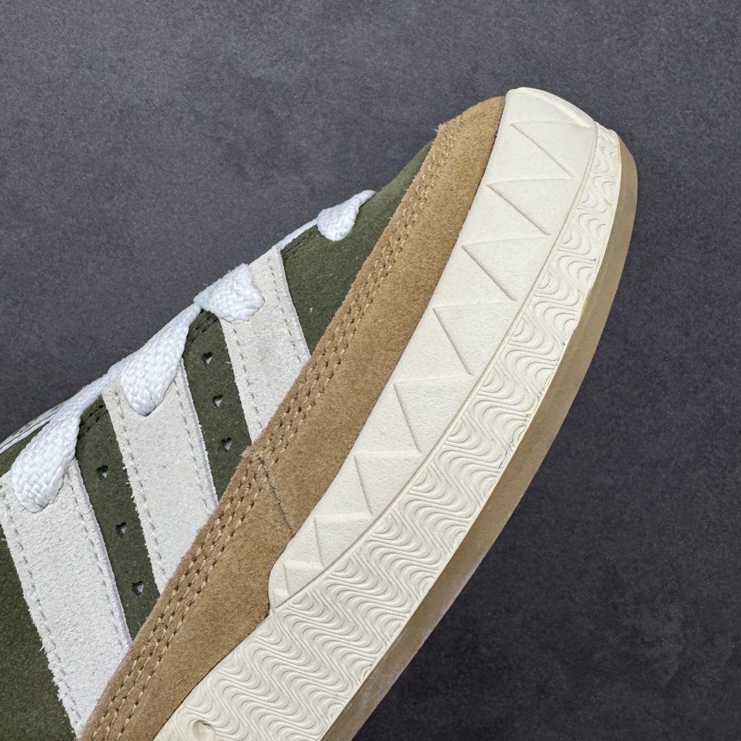 【特价】超火的阿迪达斯「鲨鱼面包鞋」新联名开启,中底造型有点酷！阿迪达斯Adidas Originals