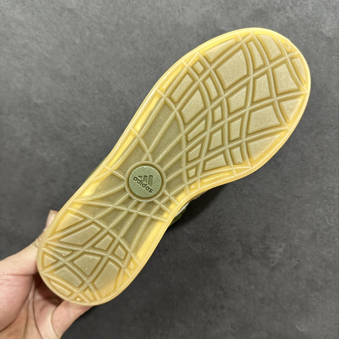 【特价】超火的阿迪达斯「鲨鱼面包鞋」新联名开启,中底造型有点酷！阿迪达斯Adidas Originals