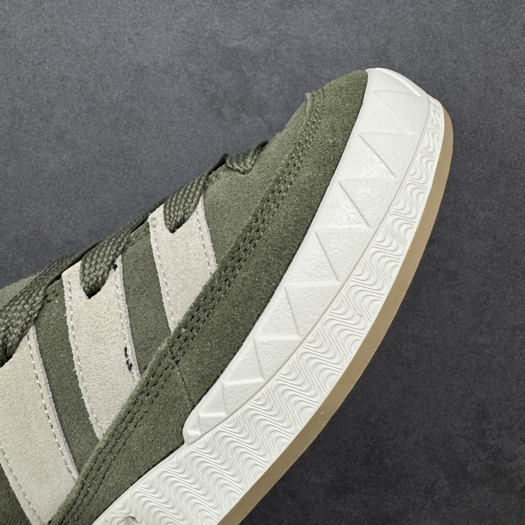【特价】超火的阿迪达斯「鲨鱼面包鞋」新联名开启,中底造型有点酷！阿迪达斯Adidas Originals